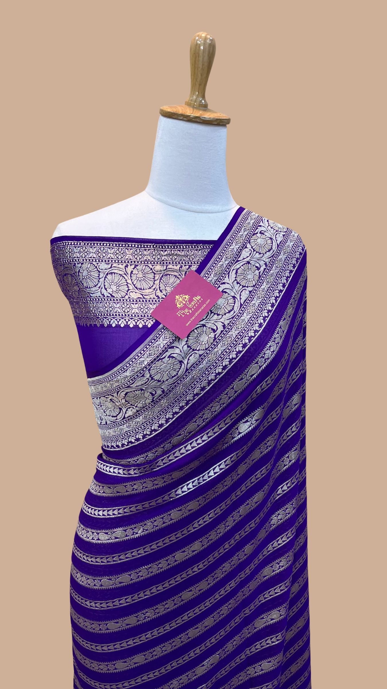 Khaddi Georgette Handloom Banarasi Saree - Water Zari