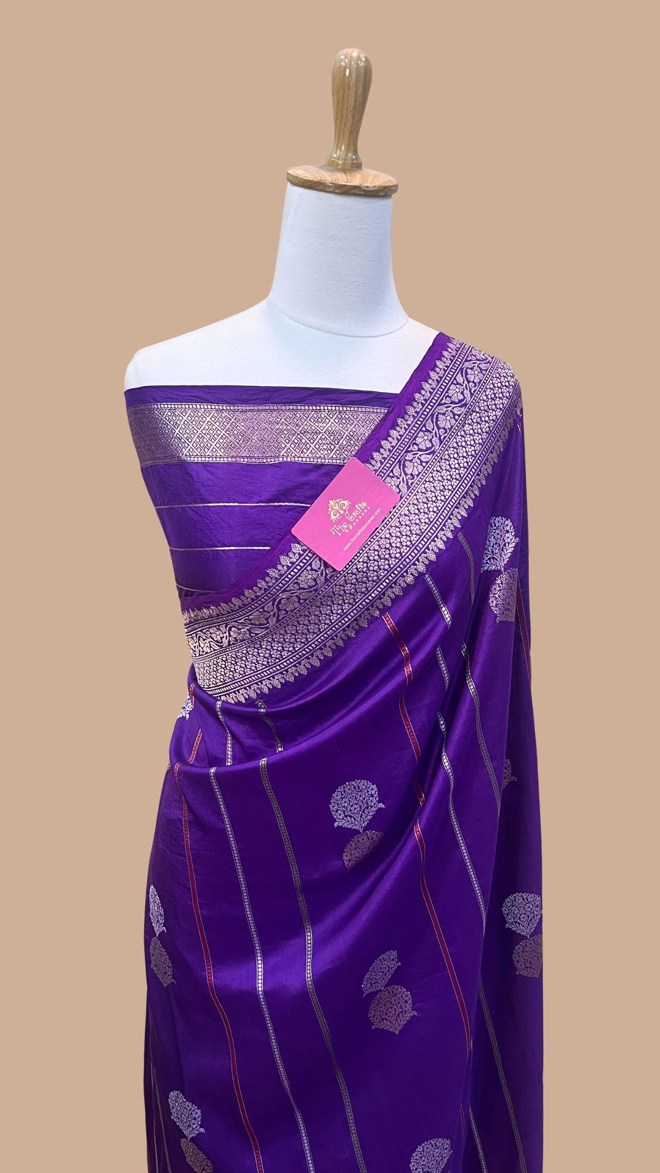 Pure Katan Silk Handloom Banarasi Saree - with kadhua stripes