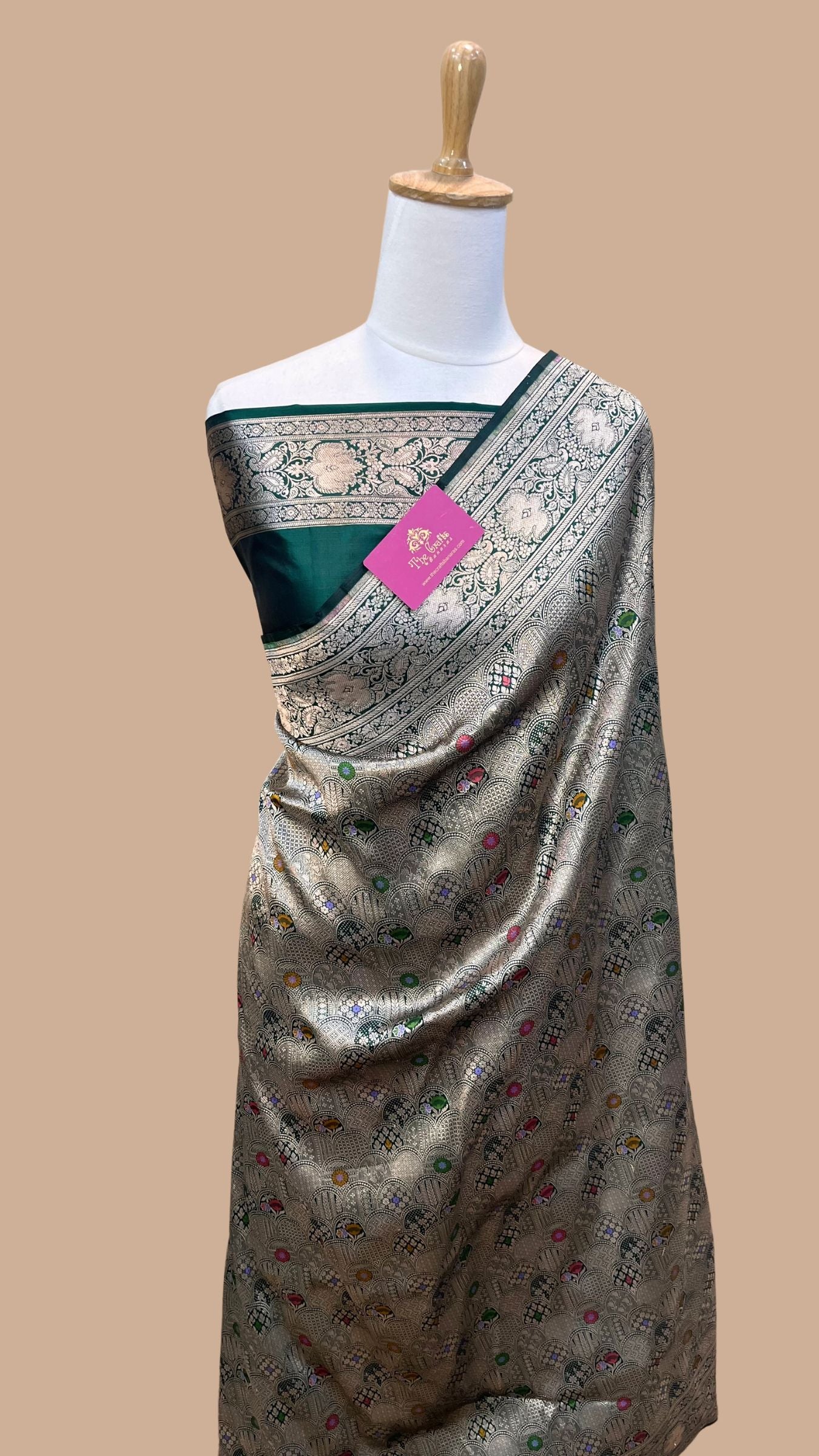 Pure Katan Silk Handloom Banarasi Saree - Tanchui Brocade Meena