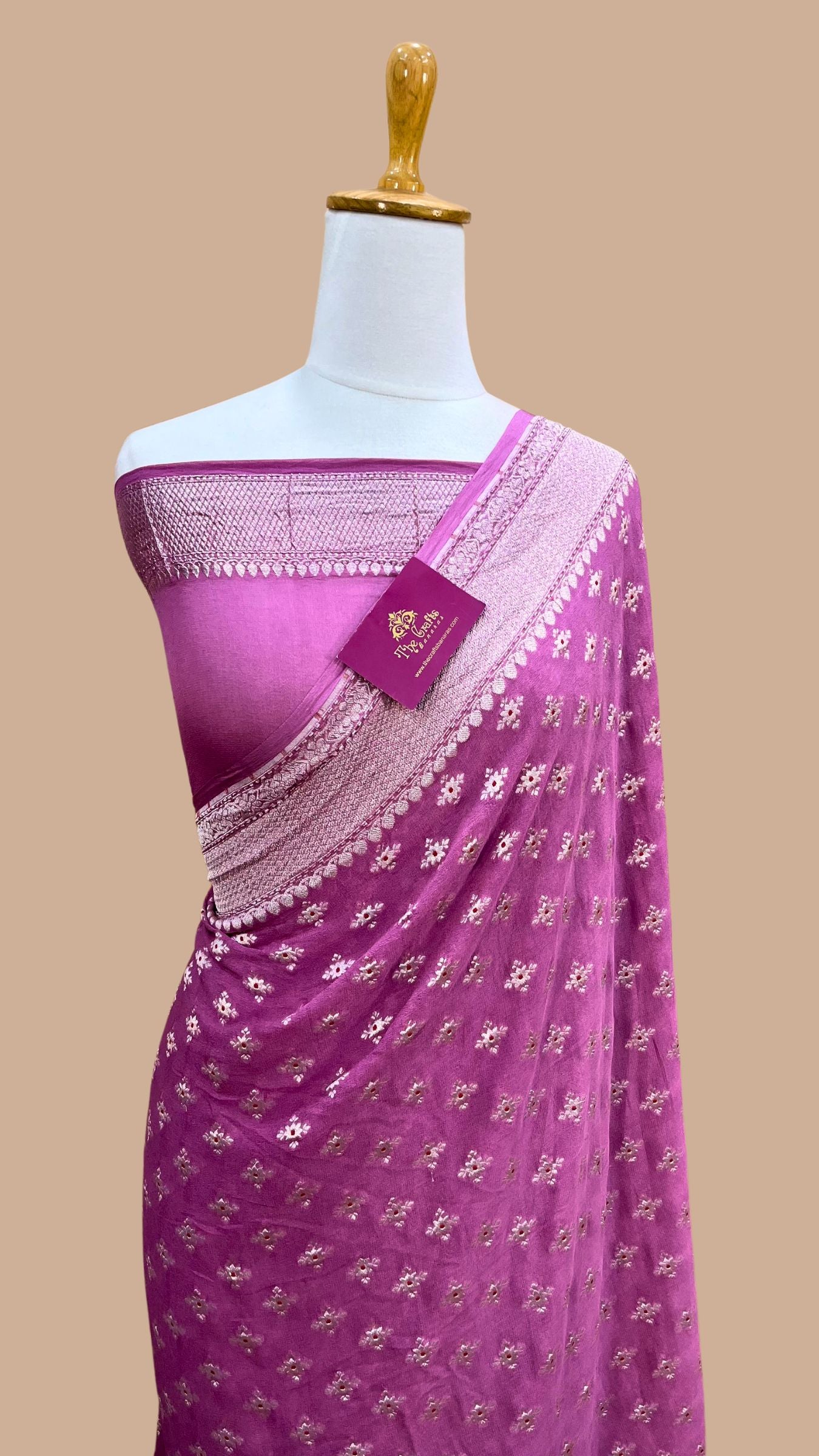 Khaddi Georgette Handloom Banarasi Saree - Jaal with Meenakari