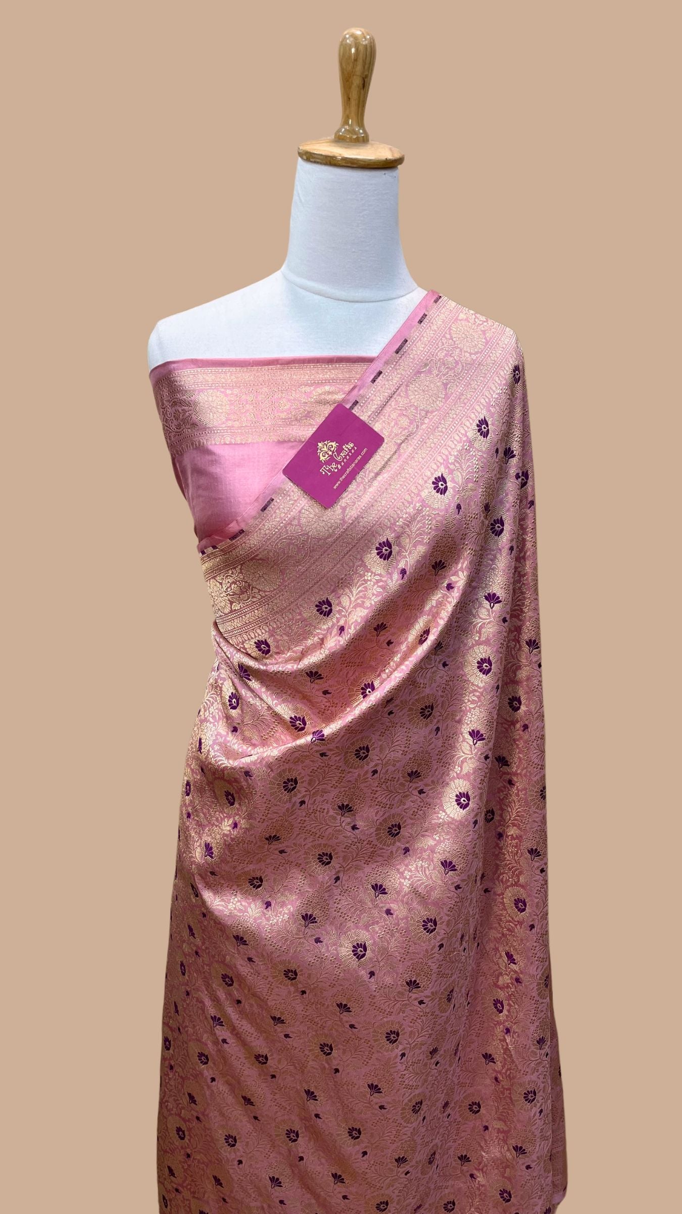 Pure Katan Silk Handloom Banarasi Saree - Tanchui Brocade Meena