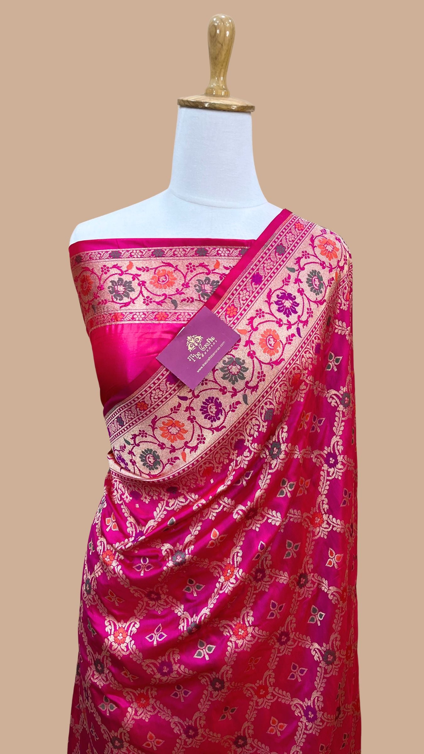 Pure Katan Silk Handloom Banarasi Saree - Jall Work With Meenakari Tilfi