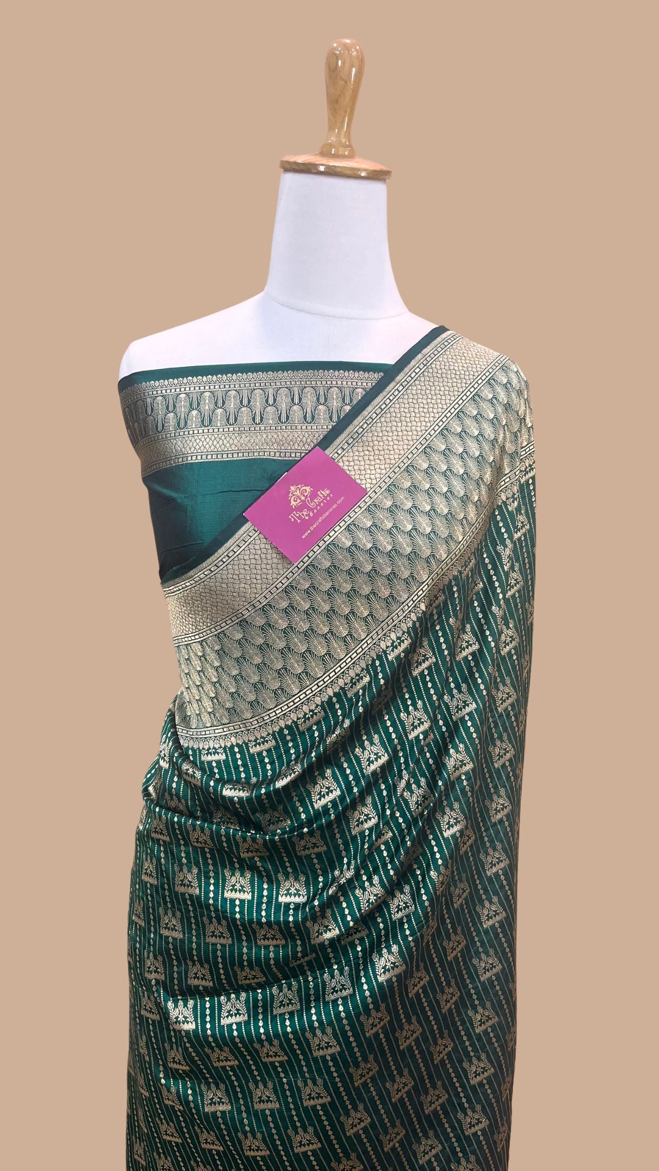 Pure Katan Silk Handloom Banarasi Saree - Jaal work