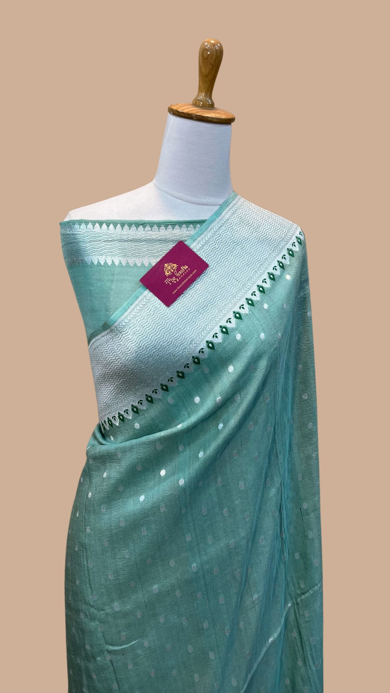 Tussar Georgette Handloom Banarasi Saree - Meenakari