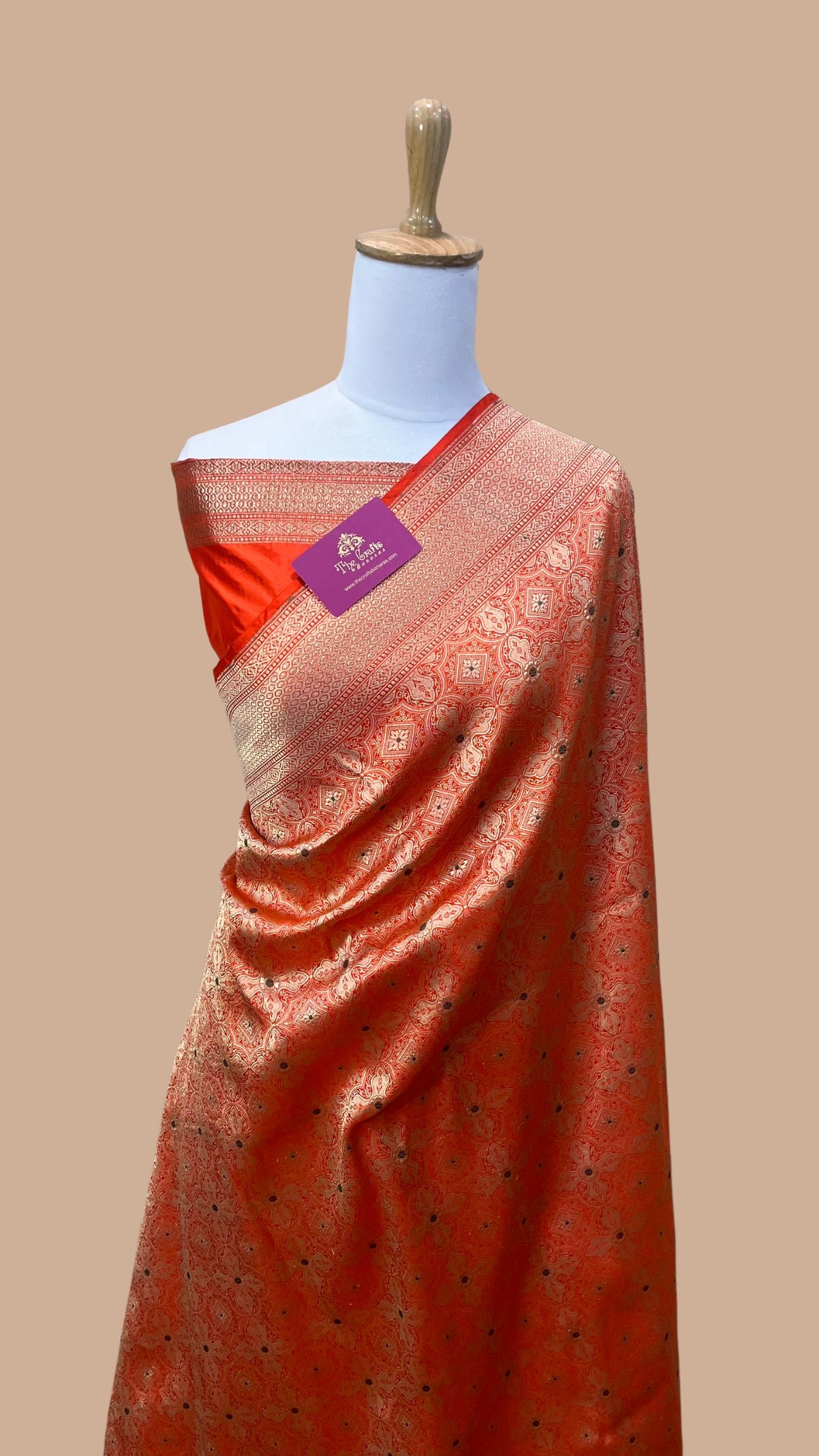 Pure Katan Silk Handloom Banarasi Saree - Tanchui Brocade Meena