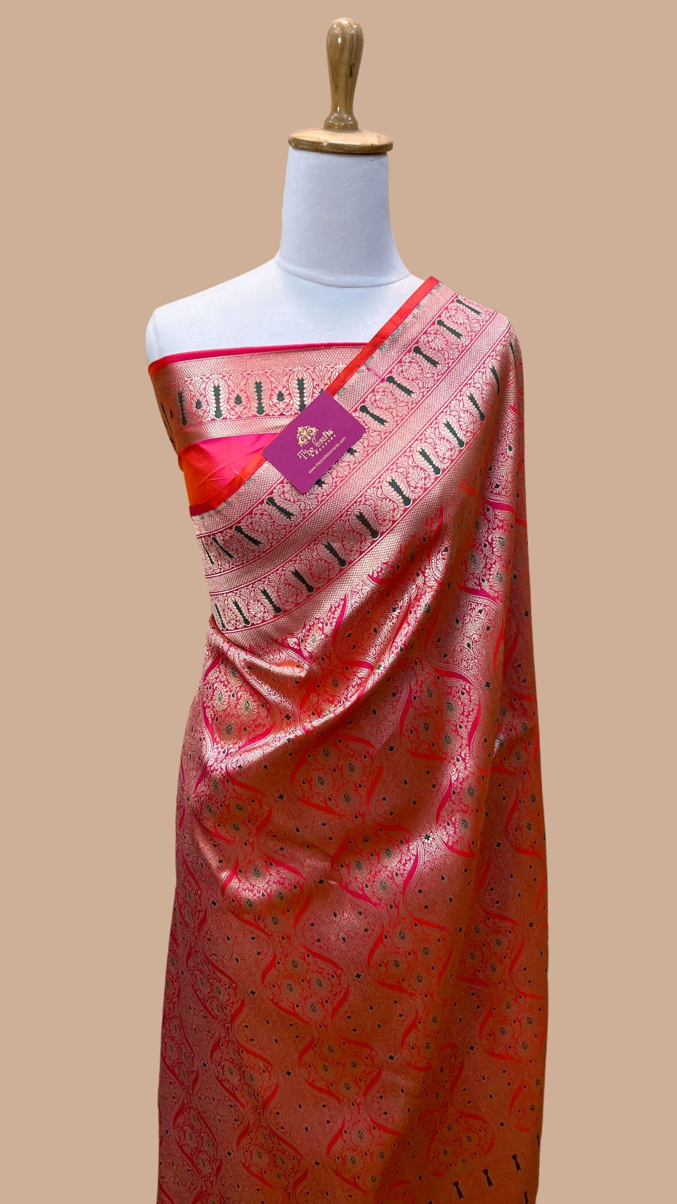 Pure Katan Silk Handloom Banarasi Saree - Tanchui Brocade Meena