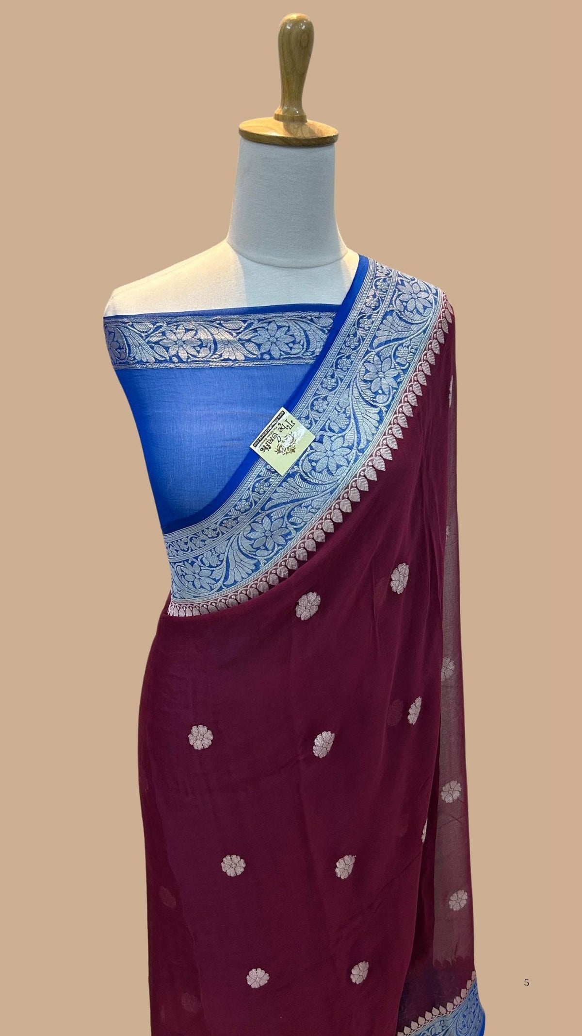 Pure Georgette Banarasi Handloom Saree - Silver Zari