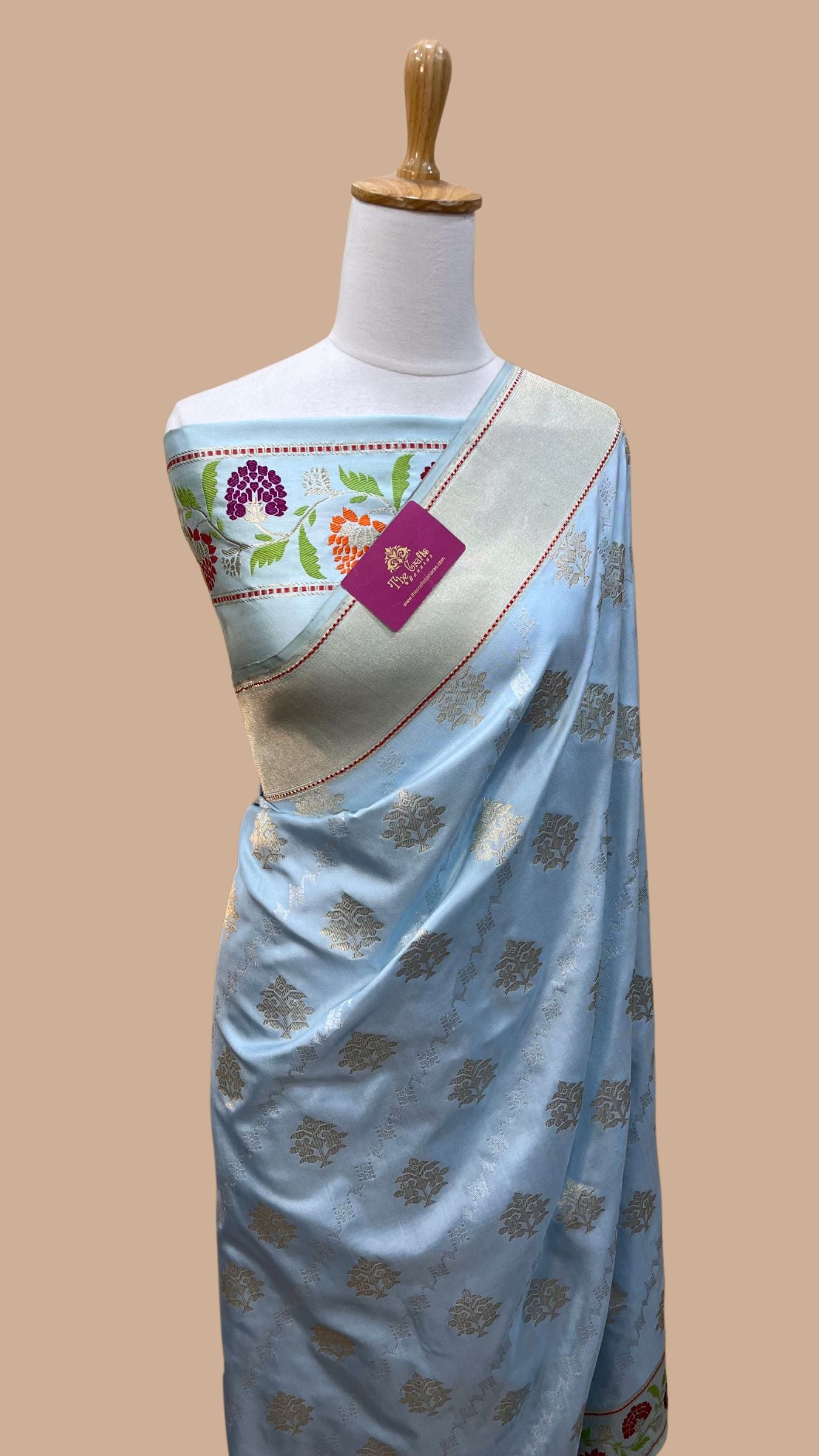 Pure Ektara Katan Silk Handloom Banarasi Saree - With Sona Roopa kadhua jangla