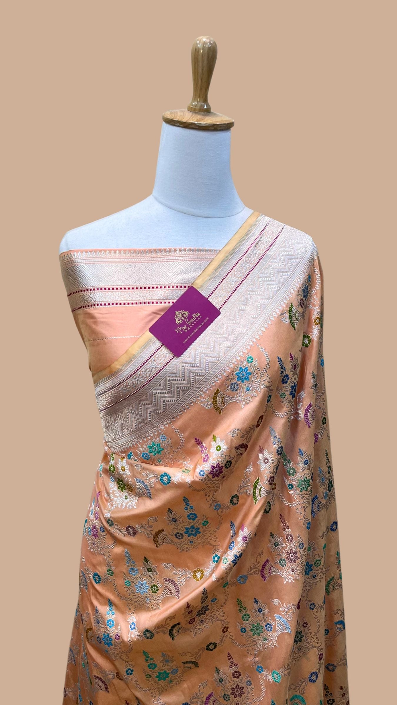 Pure Katan Silk Handloom Banarasi Saree - All Over Kadiyal Jaal Work