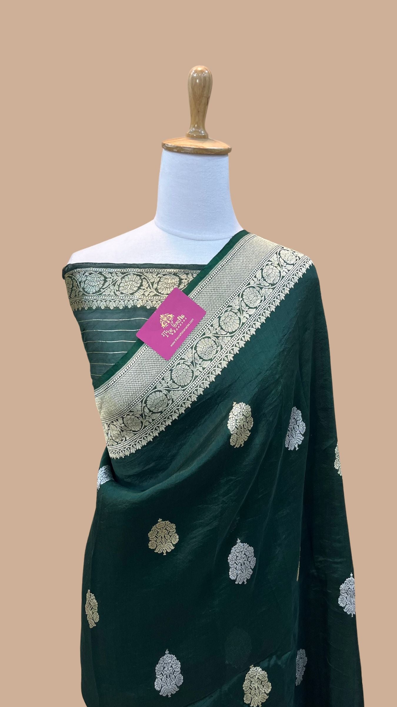 Pure Kora Silk Handloom Banarasi Saree - With Sona Rupa Kadhua Work