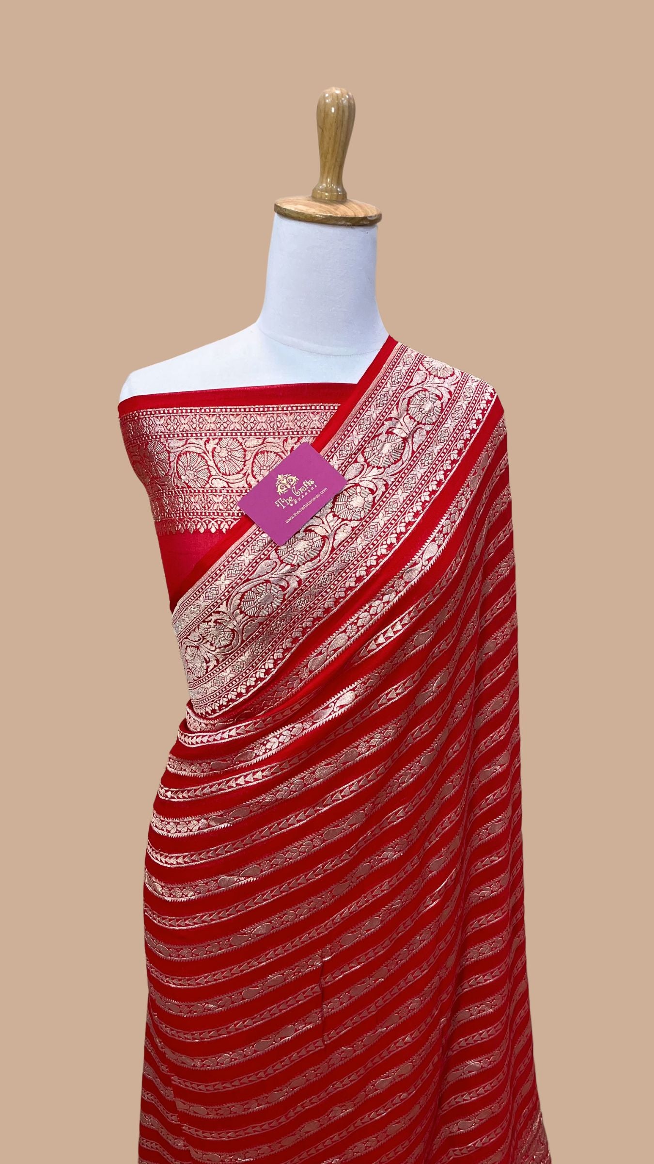 Khaddi Georgette Handloom Banarasi Saree - Water Zari