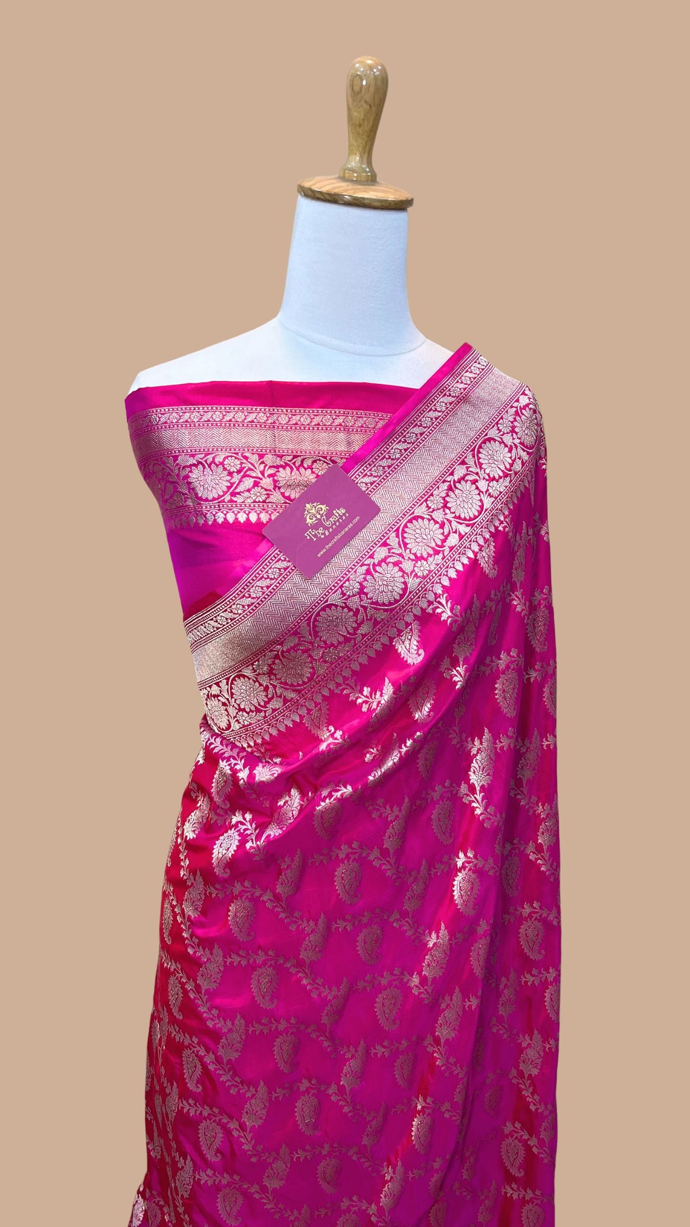 Pure Katan Silk Handloom Banarasi Saree - Jaal work