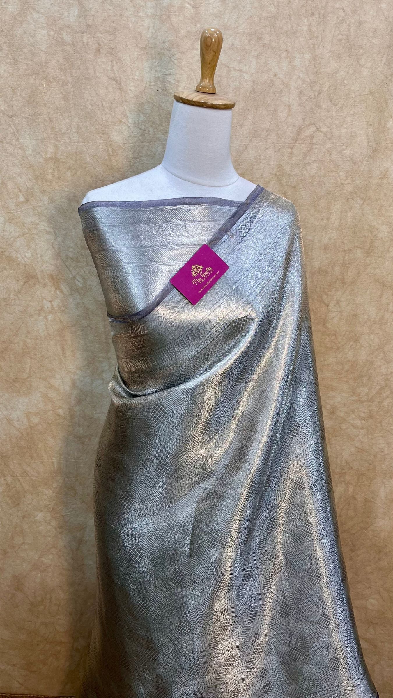 Pure Tissue Brocade Banarasi Saree
