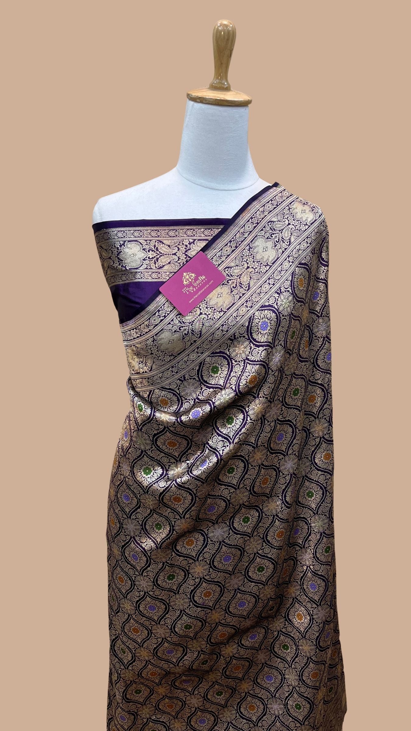 Pure Katan Silk Handloom Banarasi Saree - Tanchui Brocade Meena