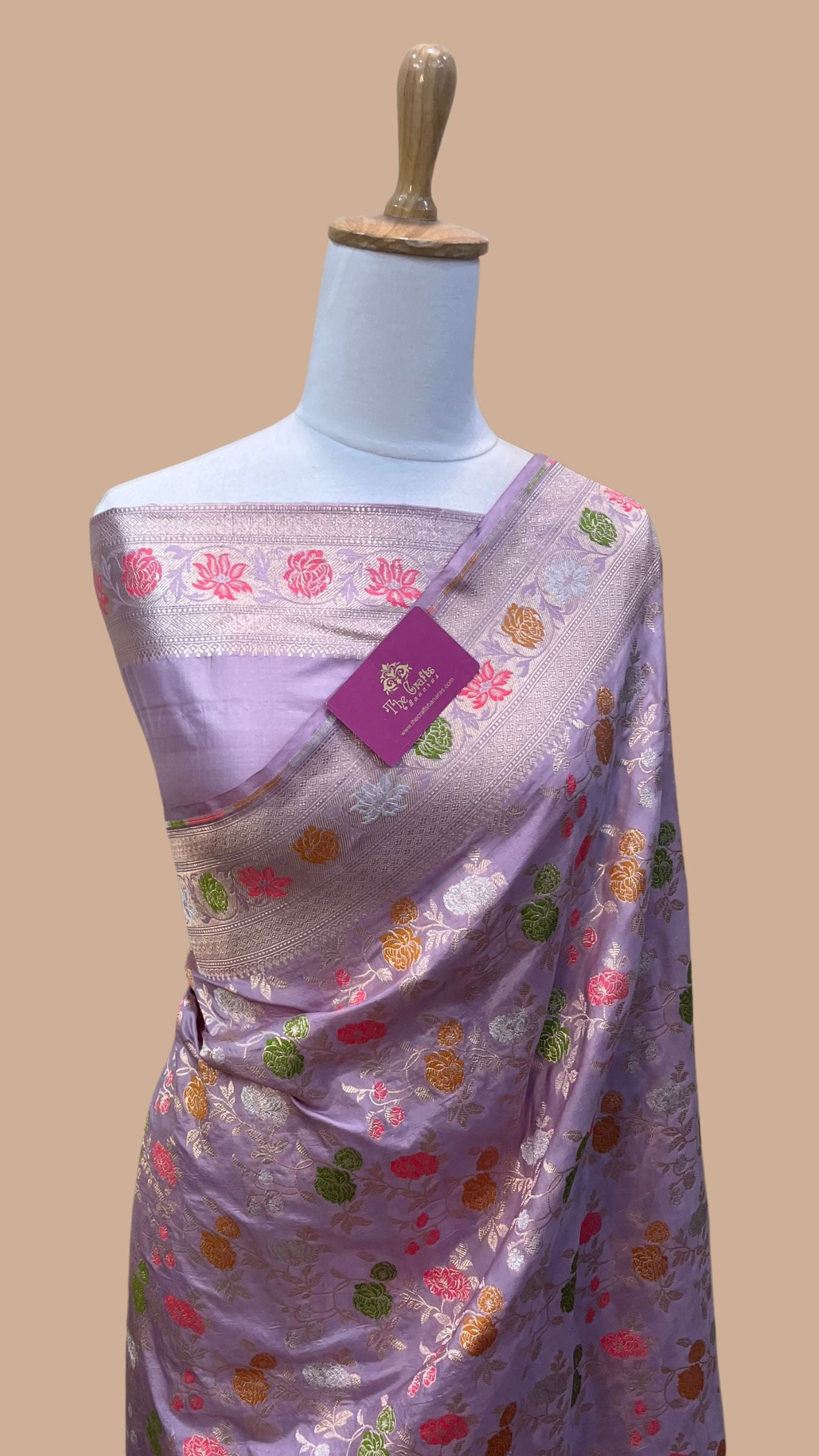 Pure Katan Silk Handloom Banarasi Saree - Jaal Work With Meenakari