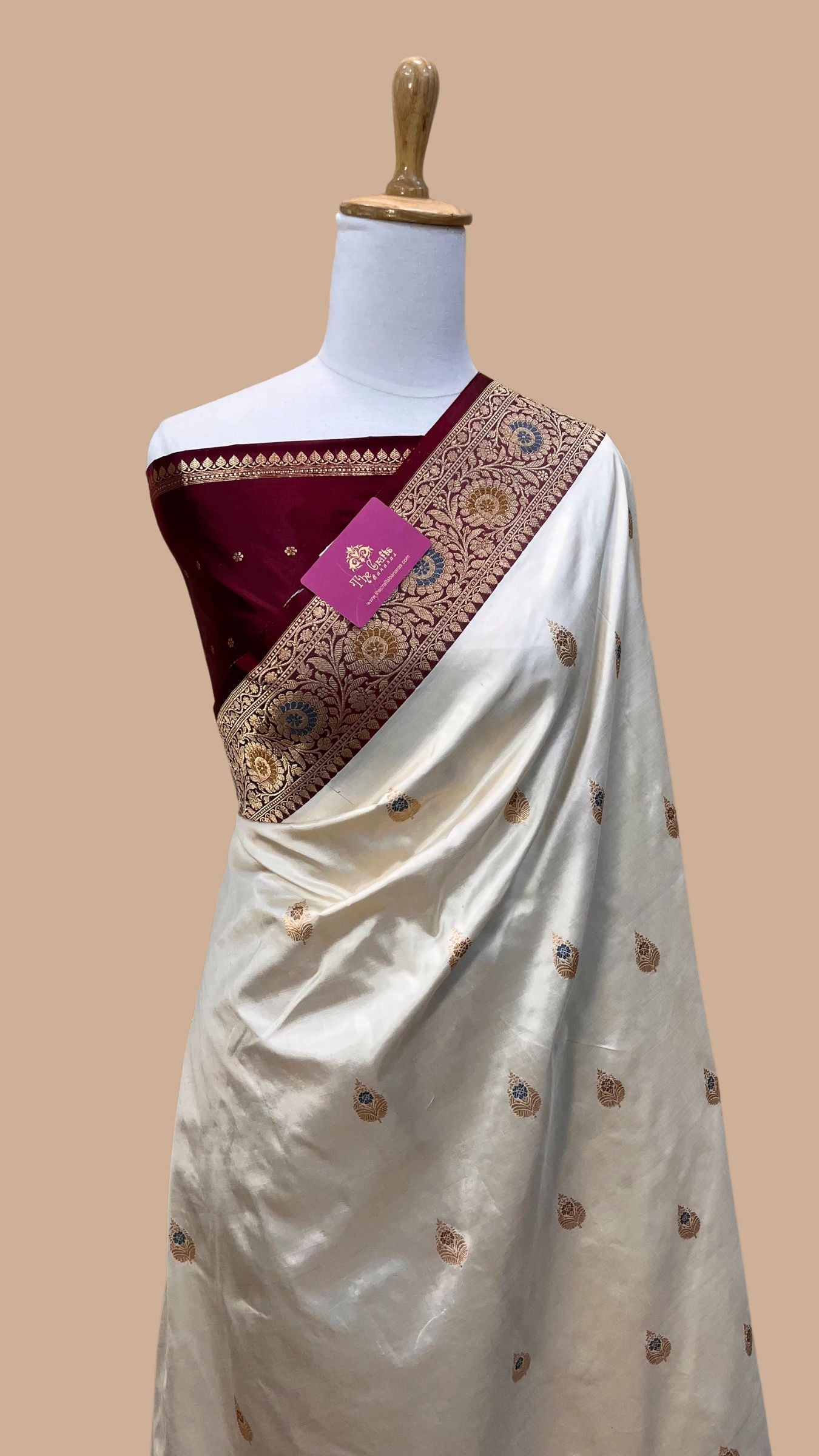 Pure Katan Silk Handloom Banarasi Saree - with kadhua meena motifs