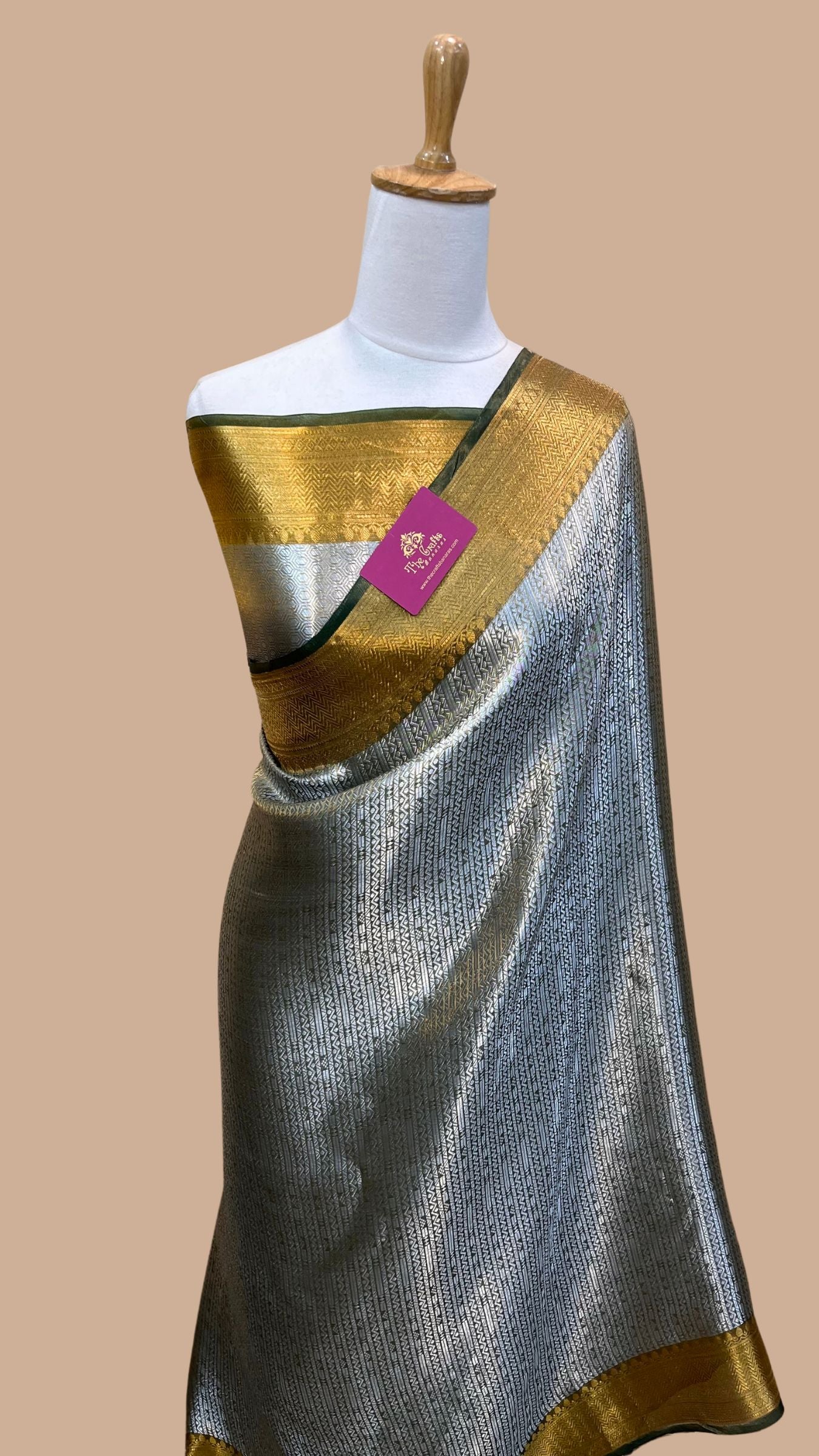 Pure Tissue Brocade Handloom Banarasi Saree