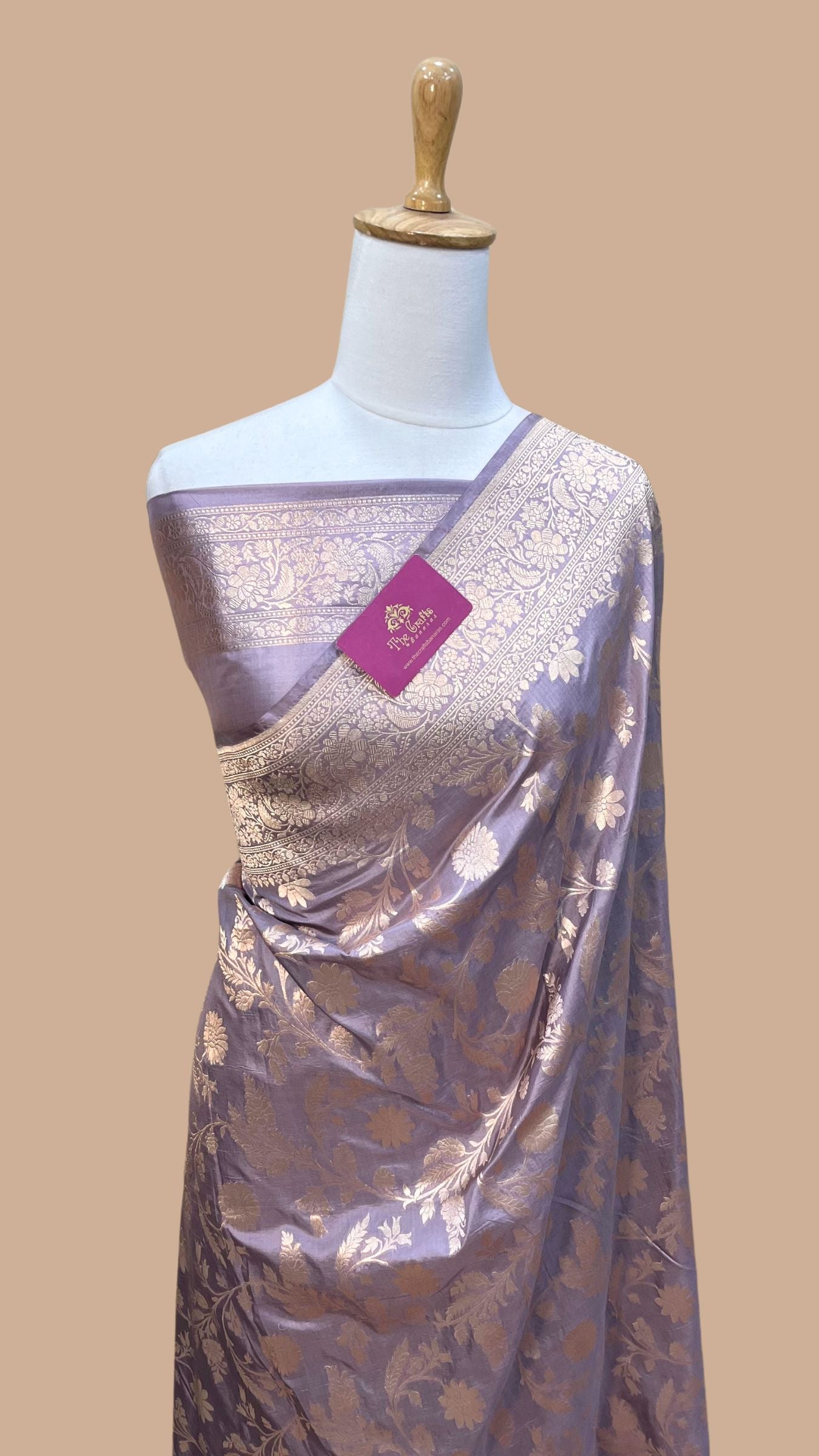 Pure Katan Silk Handloom Banarasi Saree - Jaal work