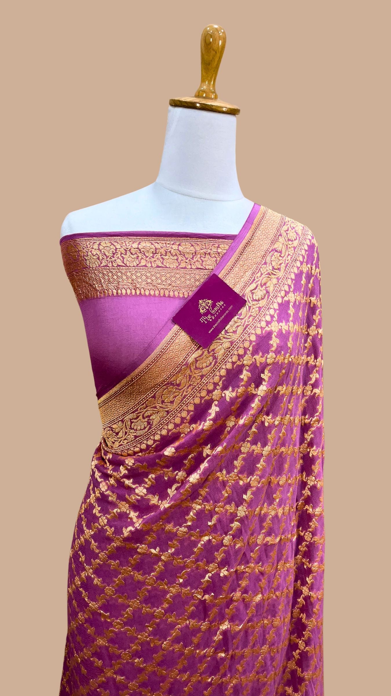 Khaddi Georgette Banarasi Saree - Gold Zari