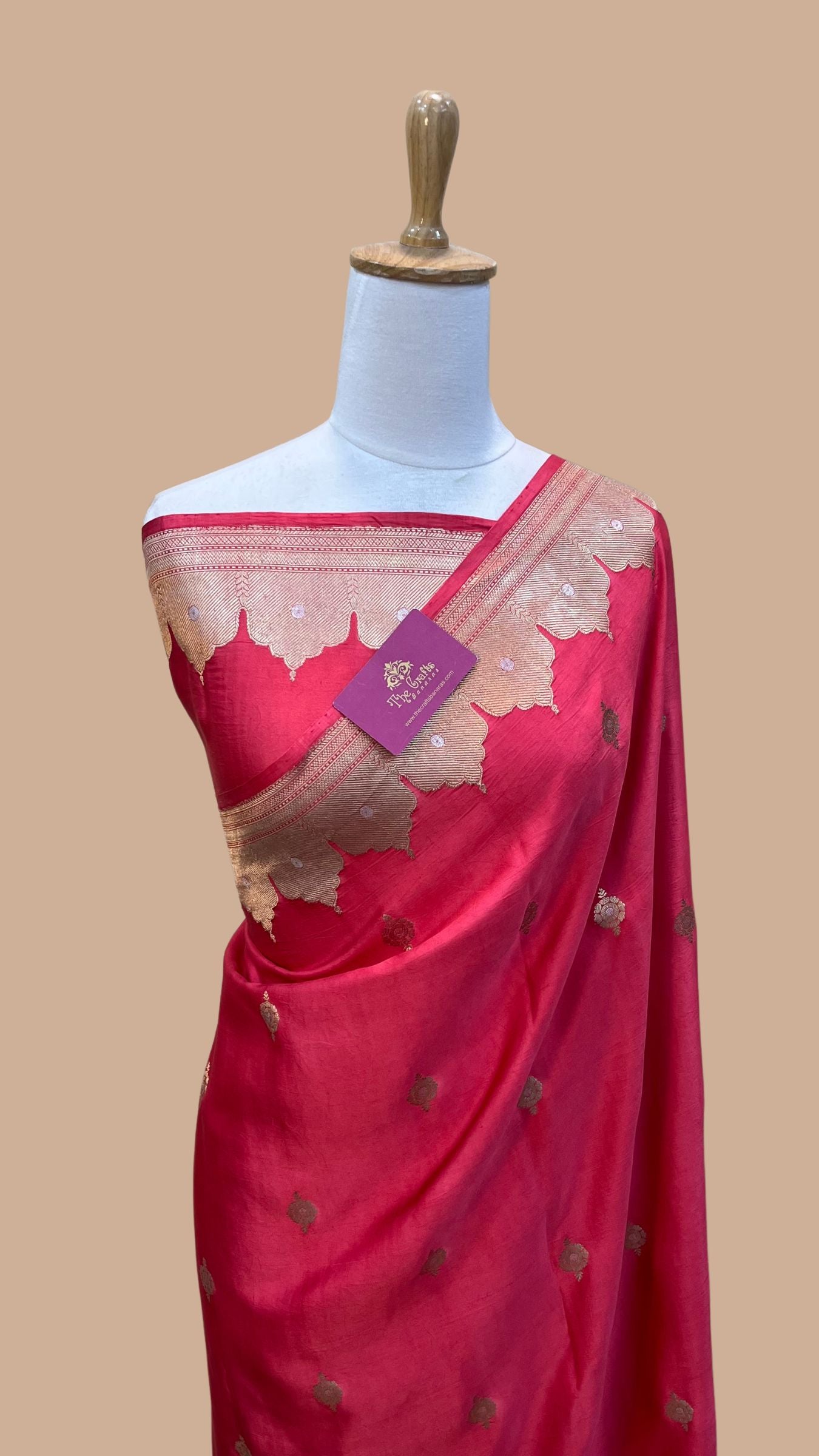 Pure Mashru Silk Handloom Banarasi Saree - with kadhua border buti