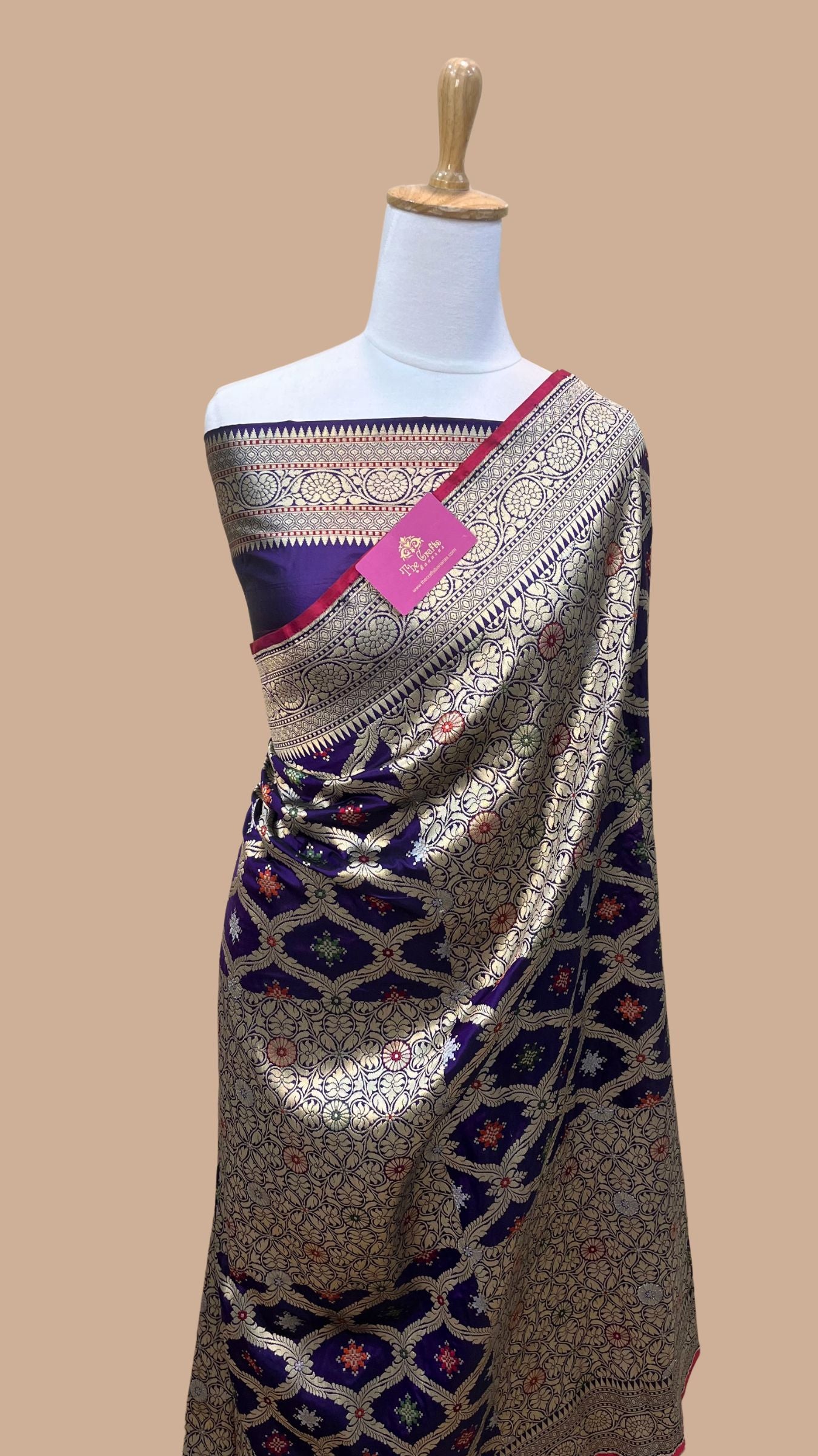 Pure Katan Silk Handloom Banarasi Saree - Brocade Jaal With Meenakari