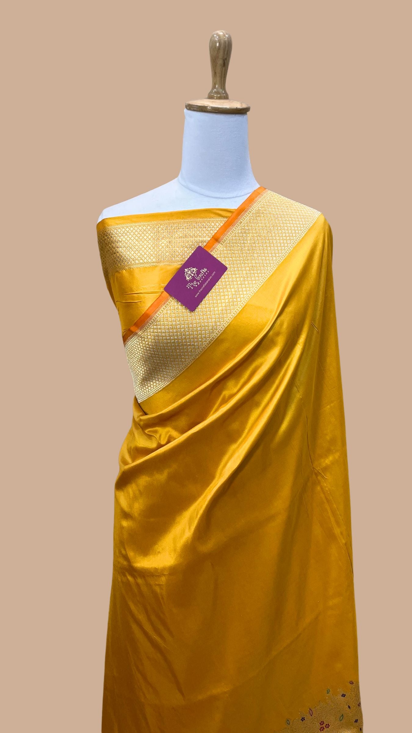 Gold Pure Katan Silk Handloom Banarasi Saree - with sona rupa kadhua motifs