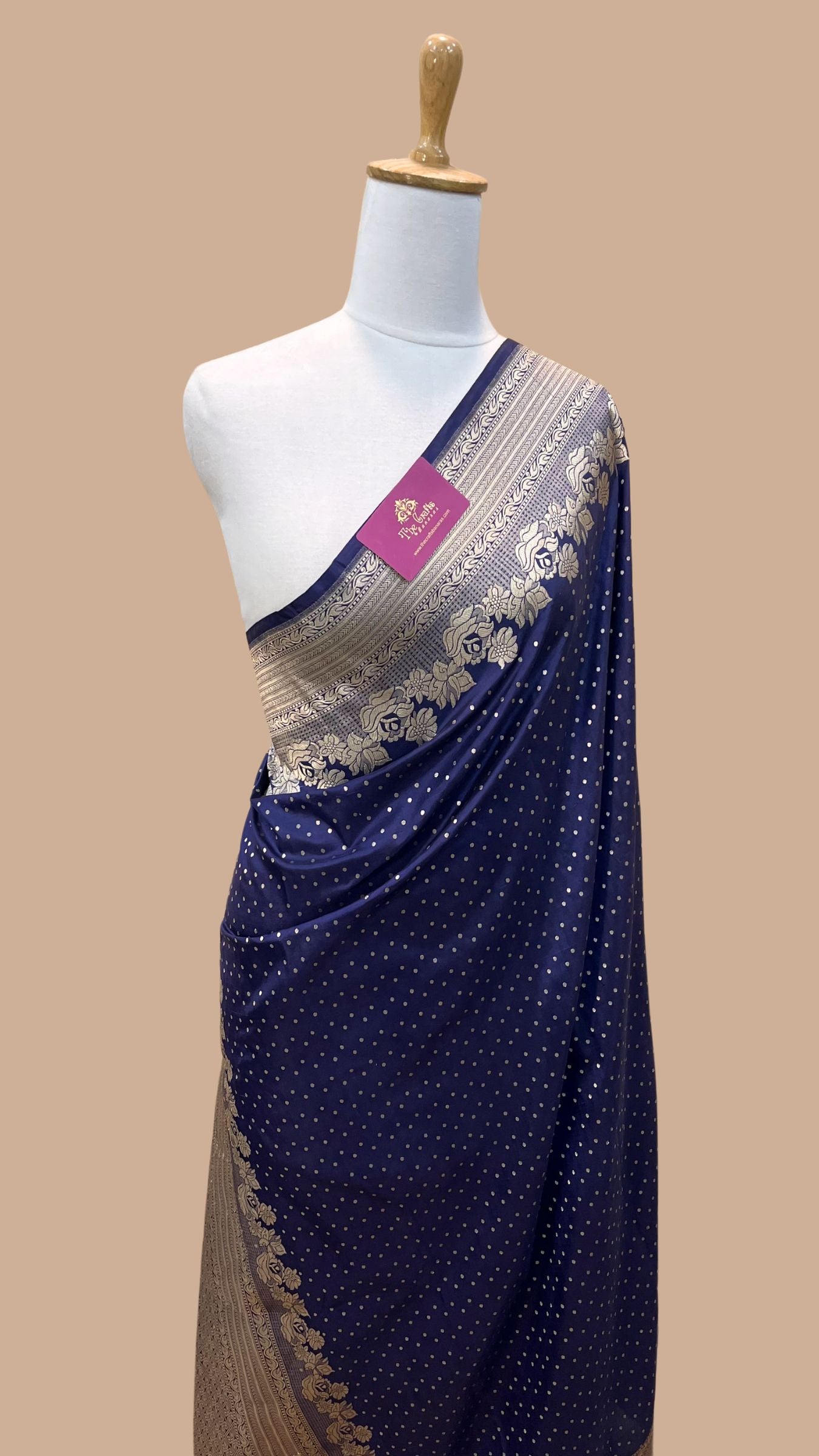 Pure Katan Silk Handloom Banarasi Saree - Chunri Buti