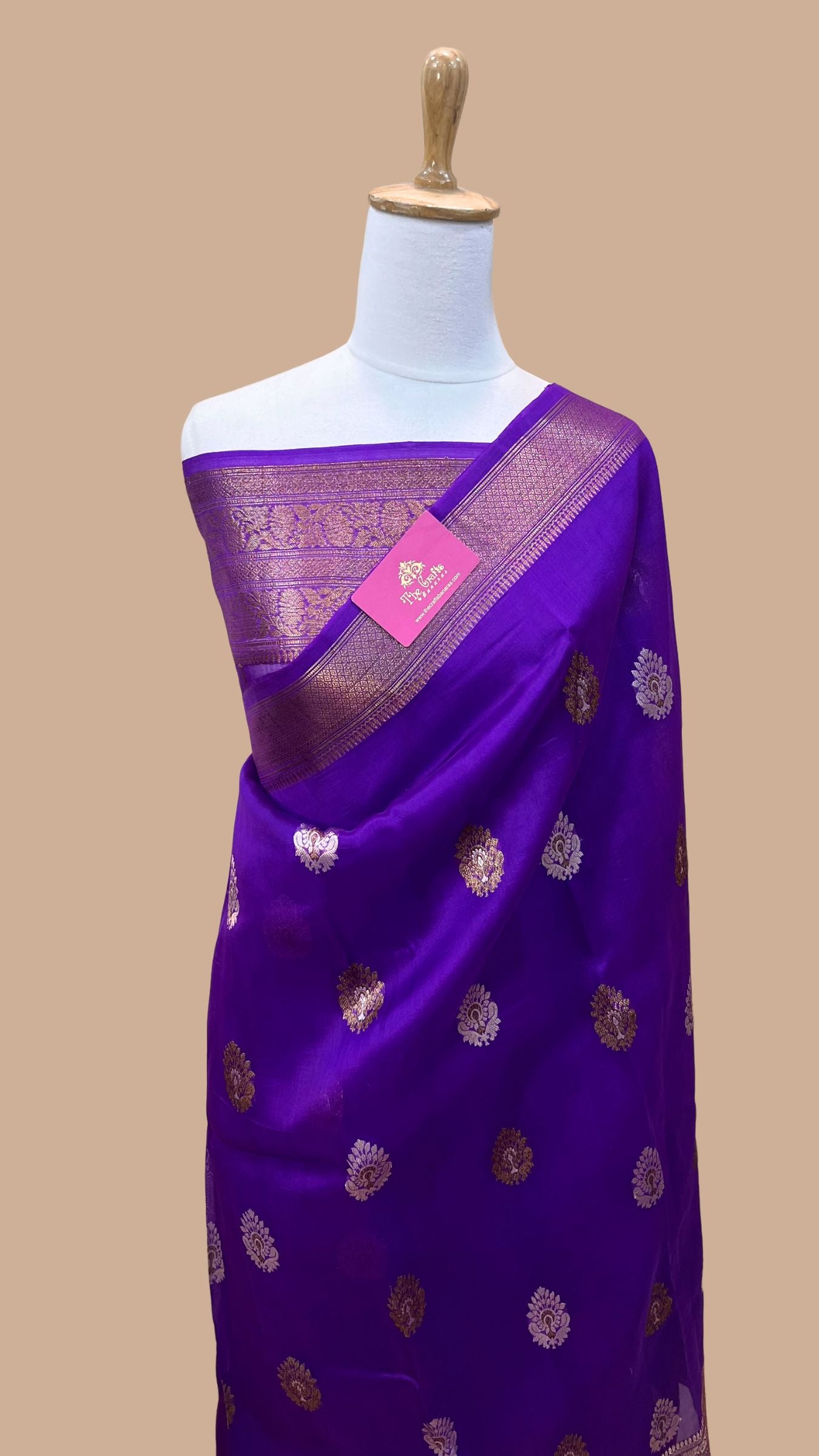 Pure Kora Silk Handloom Banarasi Saree - Alfi Kadhua motifs