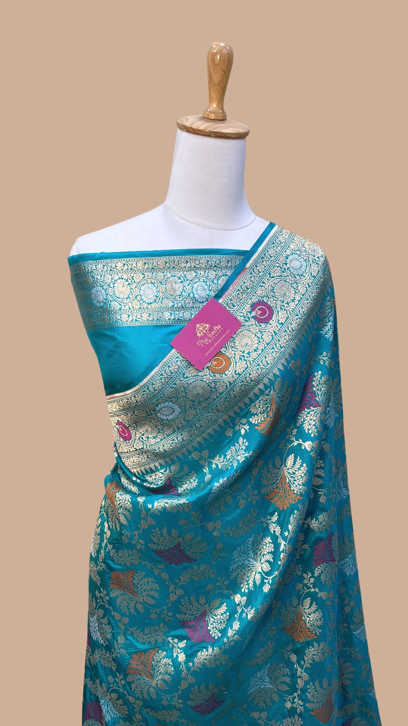Pure Katan Silk Handloom Banarasi Saree - Jaal Work With Meenakari