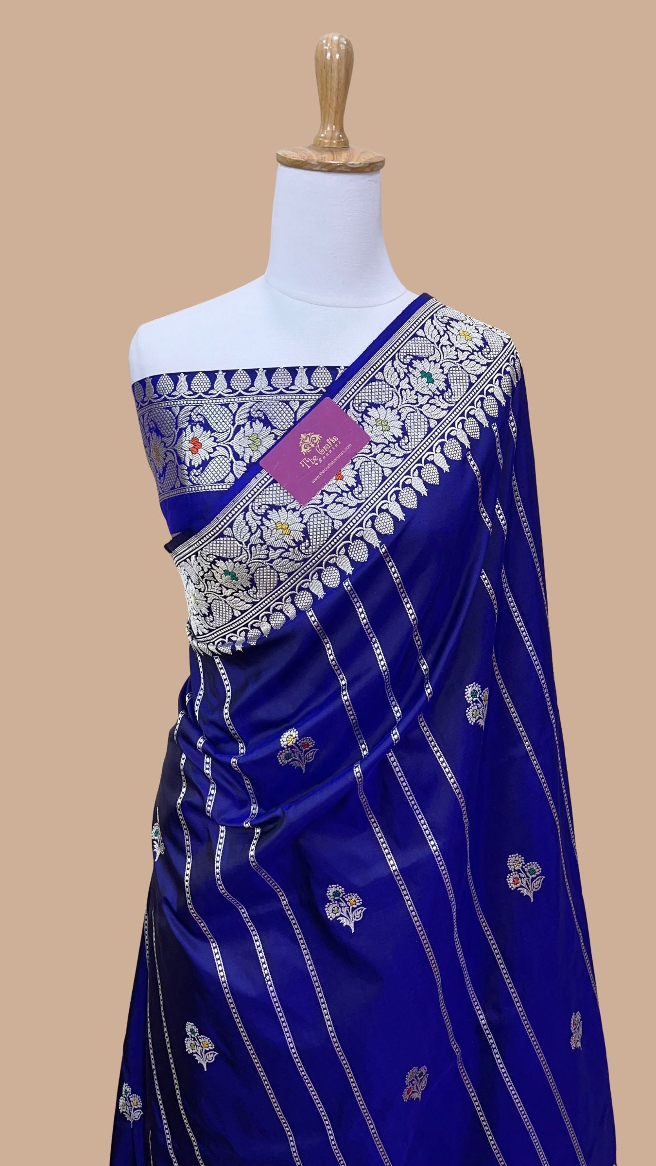 Pure Katan Silk Handloom Banarasi Saree - With Kadhua Meenakari work