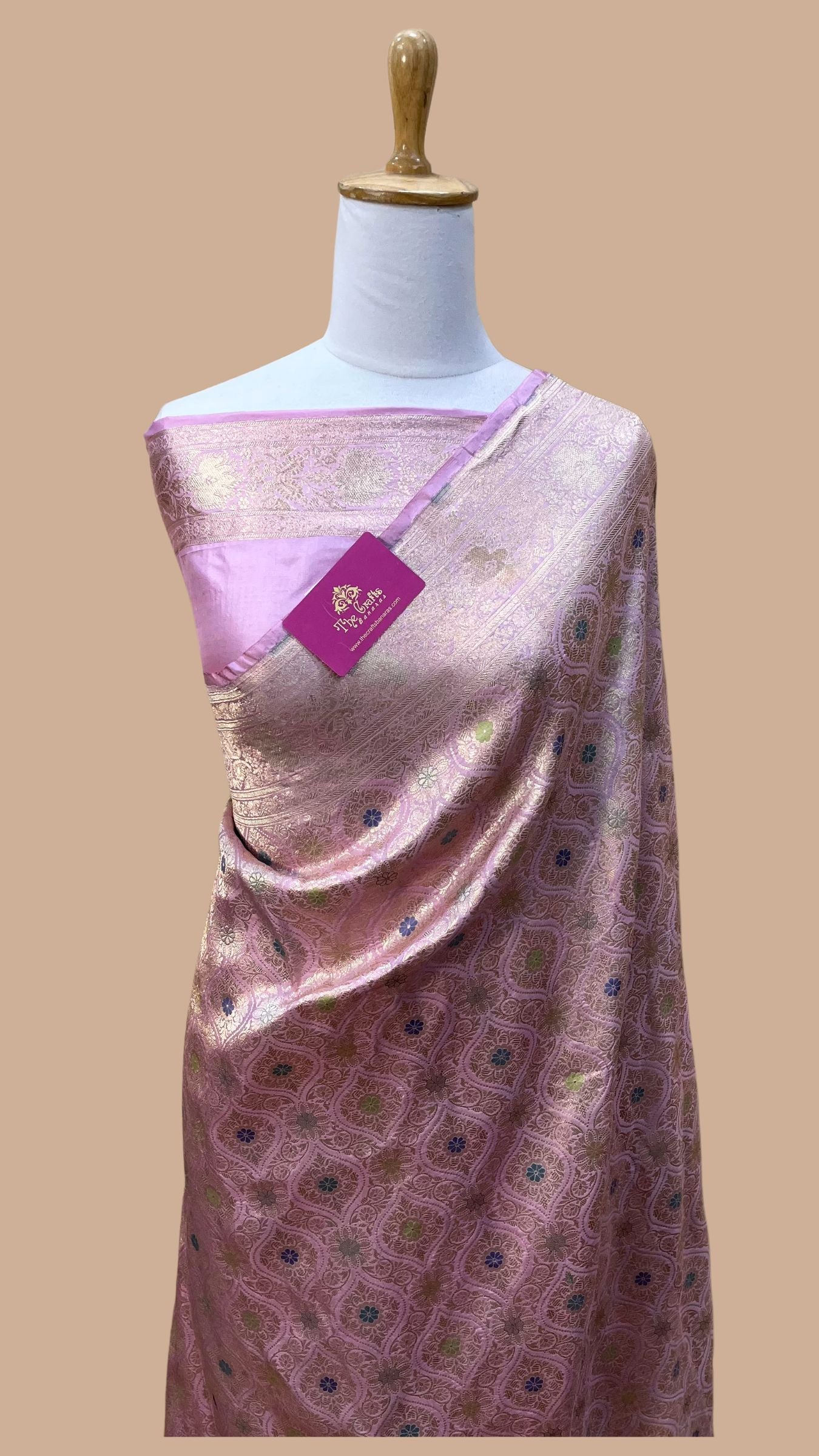 Pure Katan Silk Handloom Banarasi Saree - Tanchui Brocade Meena