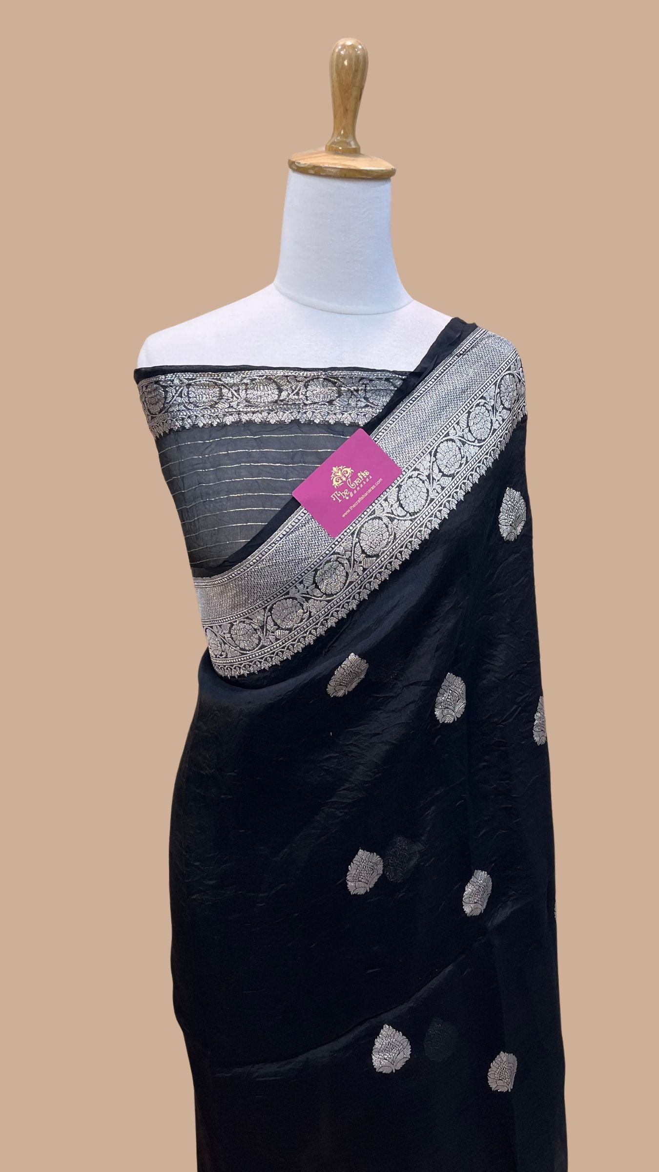 Pure Kora Silk Handloom Banarasi Saree - With Sona Rupa Kadhua Work