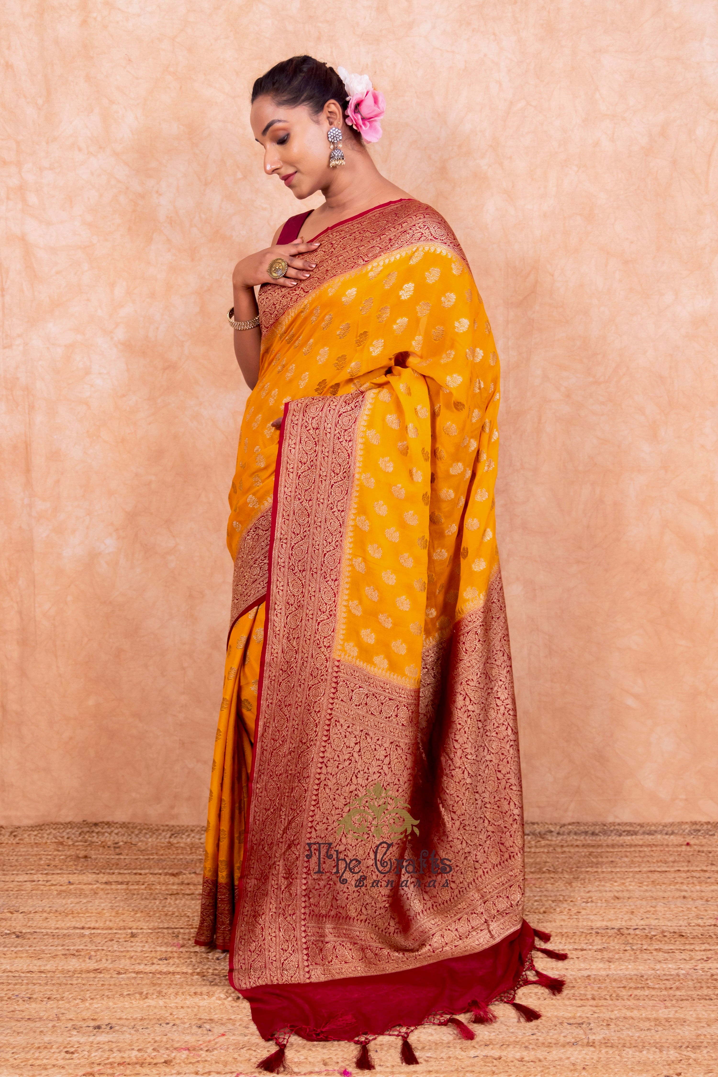 Khaddi Georgette Banarasi Saree - Antique Zari