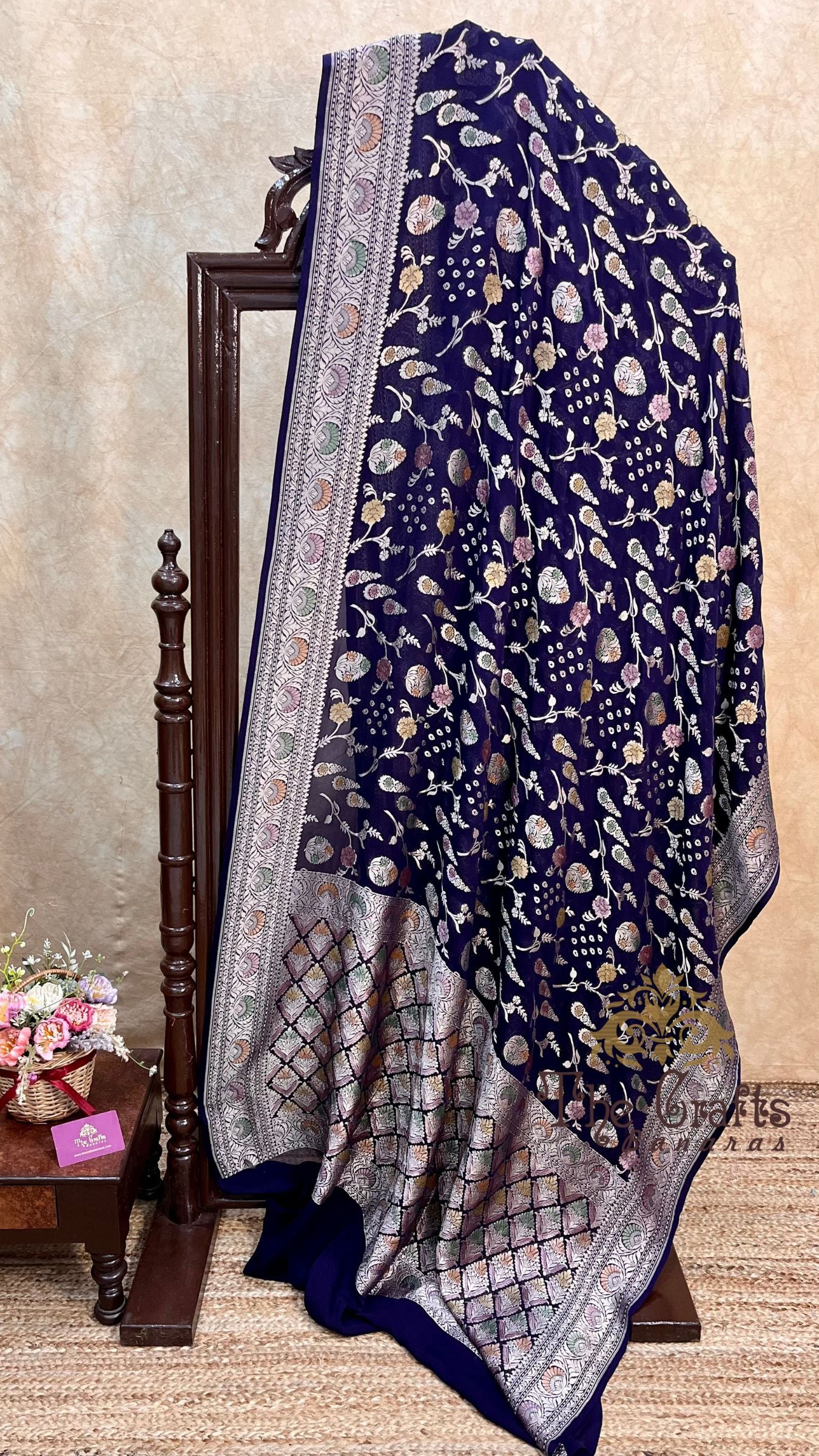 Khaddi Georgette Handloom Banarasi Saree - Water Zari