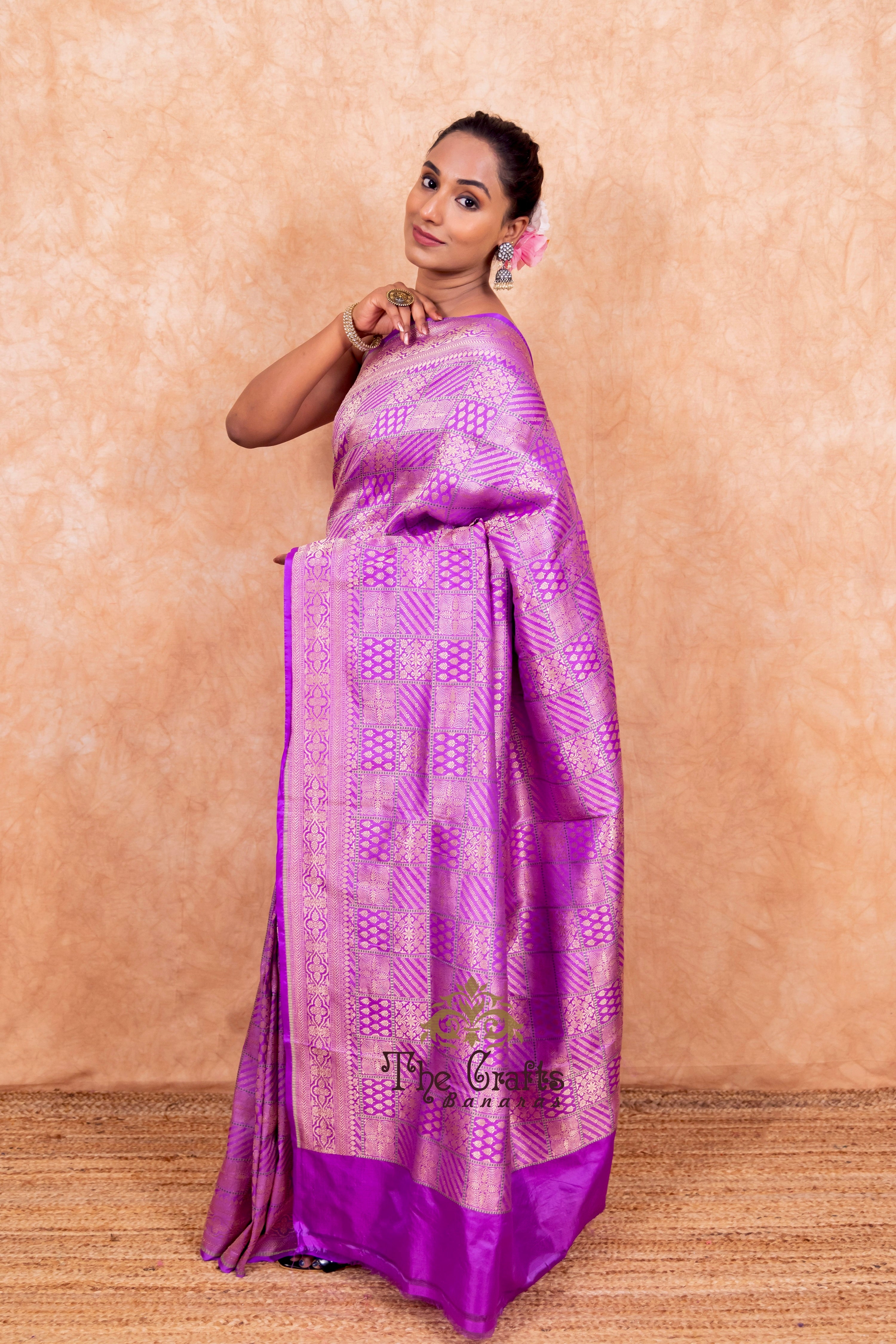 Pure Katan Silk Handloom Banarasi Saree - Tanchui Brocade Meena