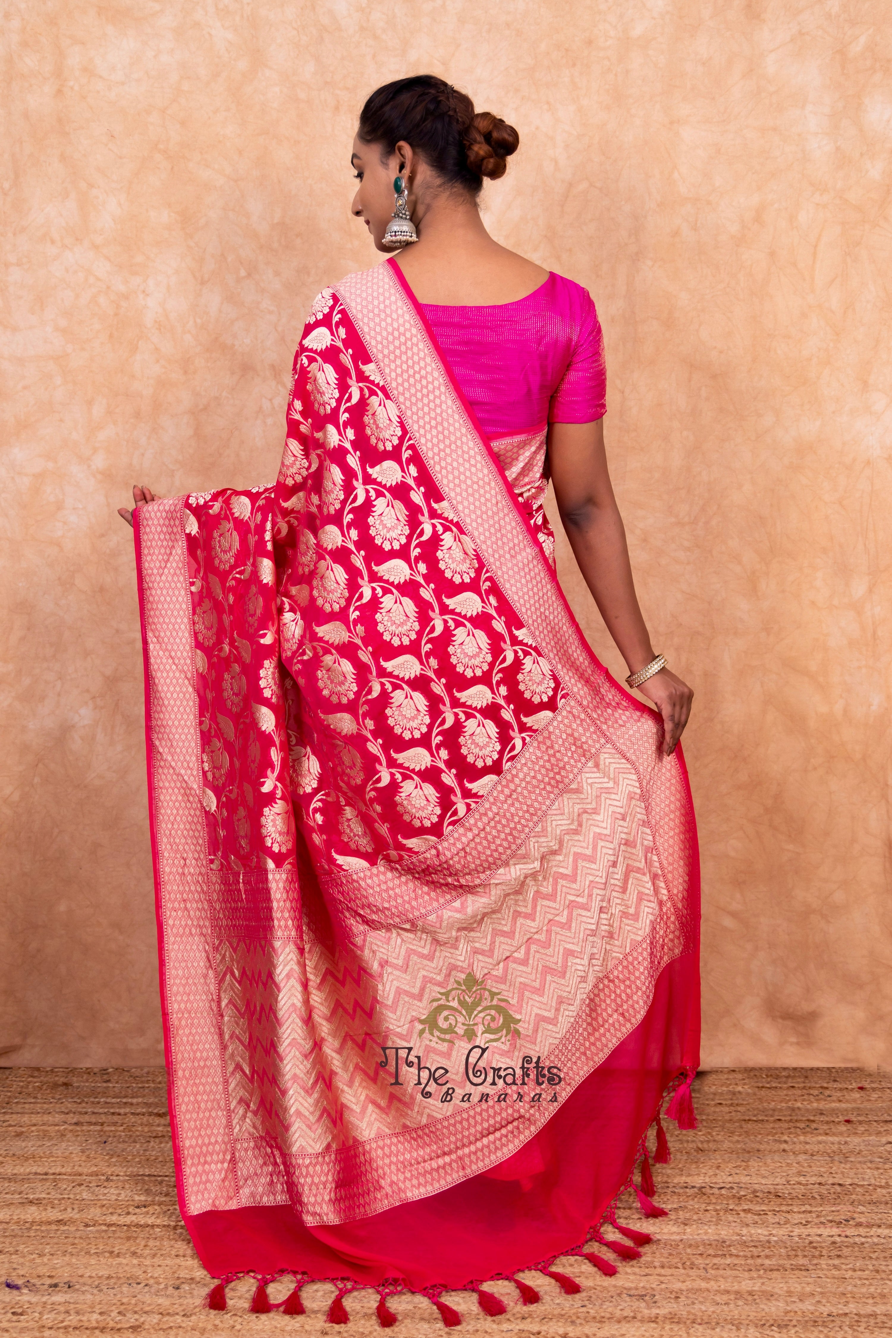 Khaddi Georgette Banarasi Saree - Water Zari