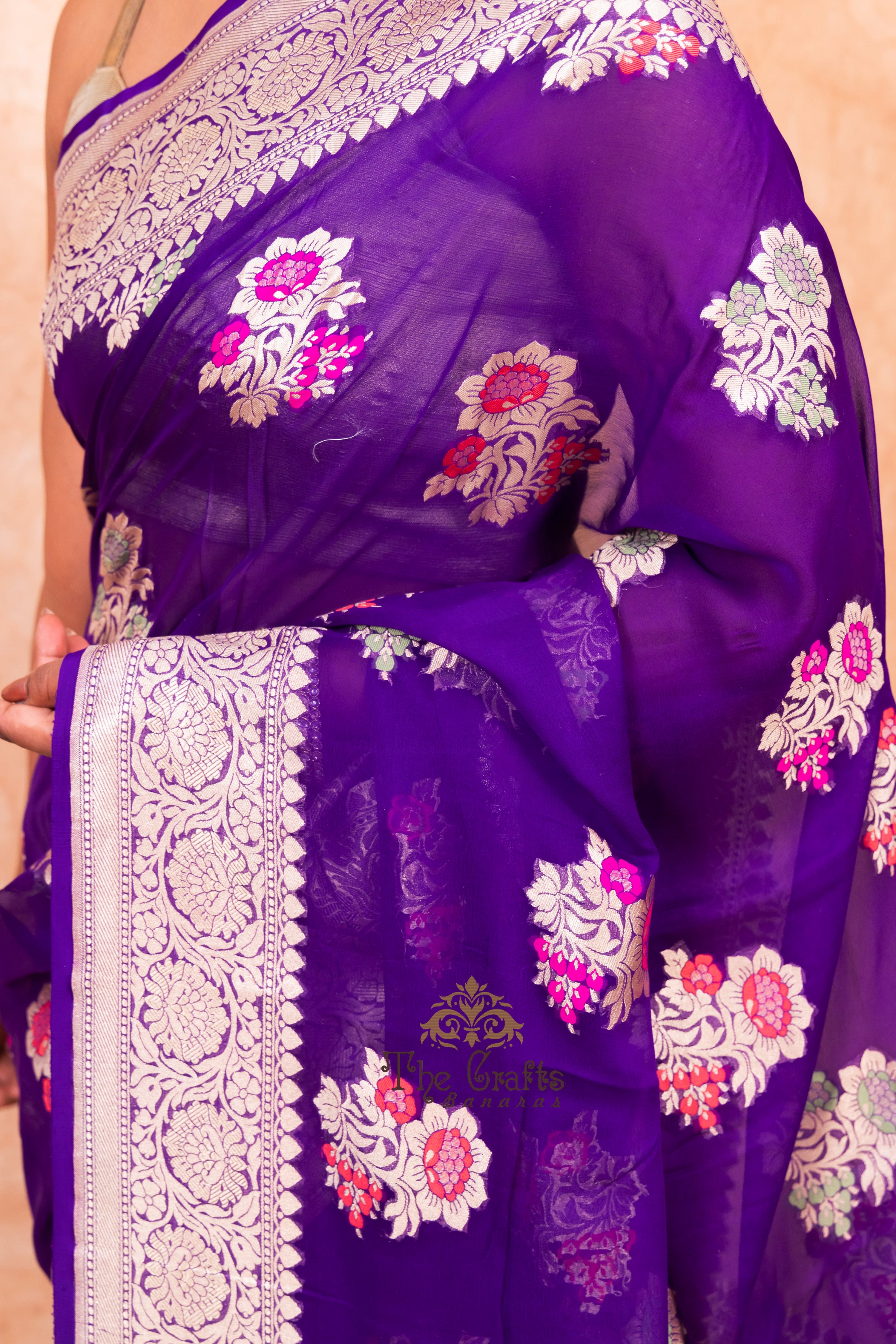 Khaddi Georgette Handloom Banarasi Saree - Jaal with Meenakari