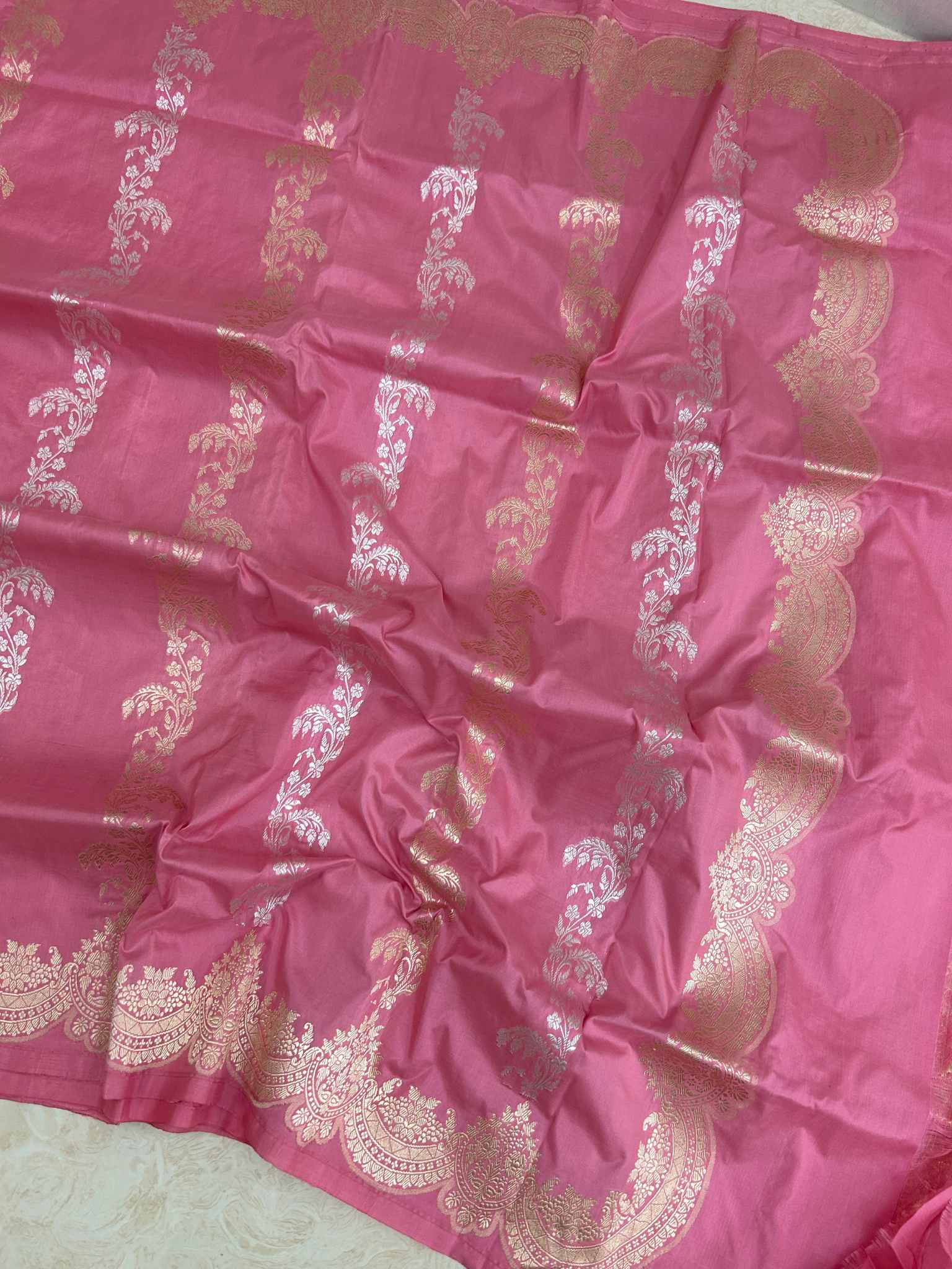 Pure Katan Silk Handloom Banarasi Saree - Sona roopa with kadhua border