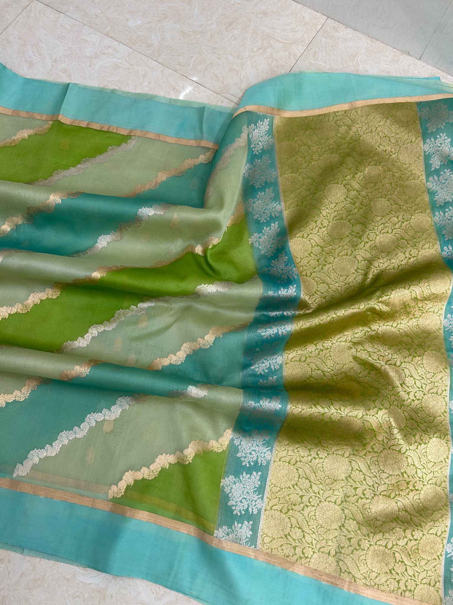 Pure Kora Silk Handloom Banarasi Saree