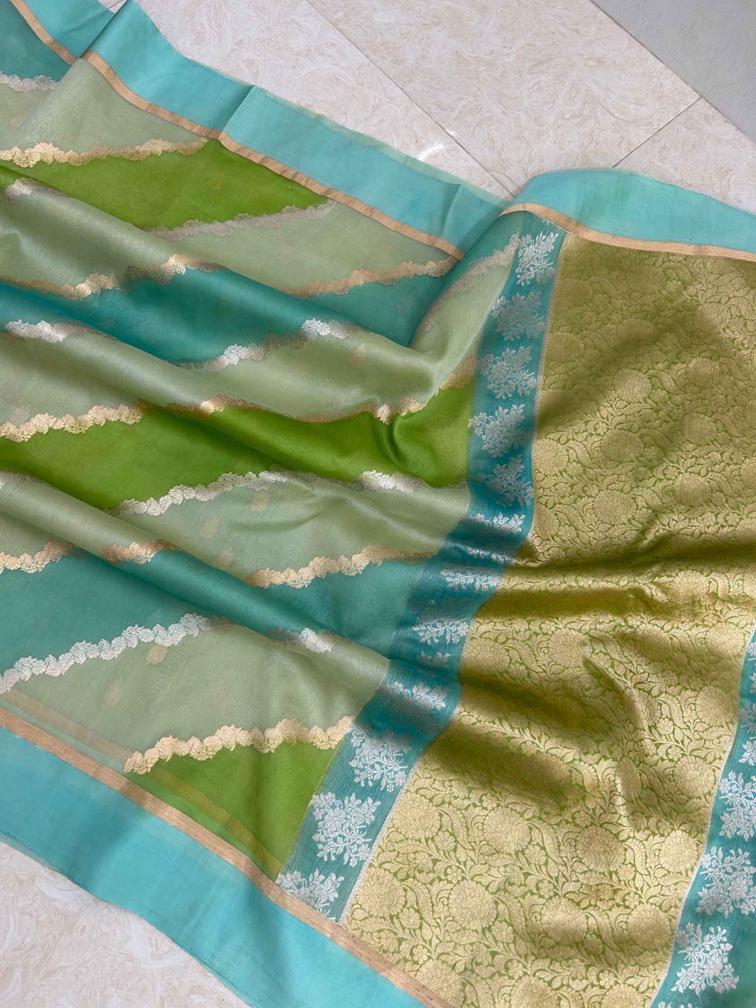 Pure Kora Silk Handloom Banarasi Saree