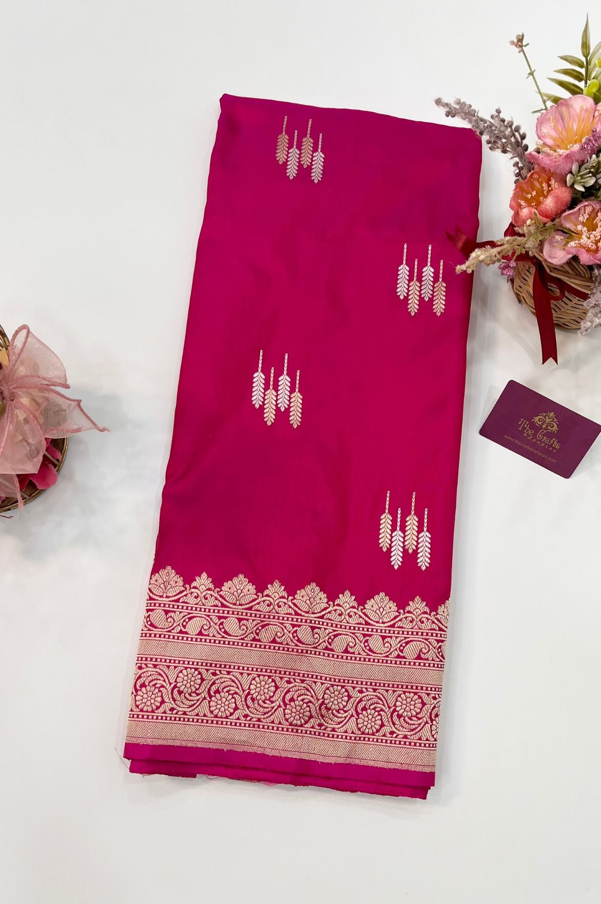 Pure Katan Silk Handloom Banarasi Saree - with sona rupa kadhua motifs