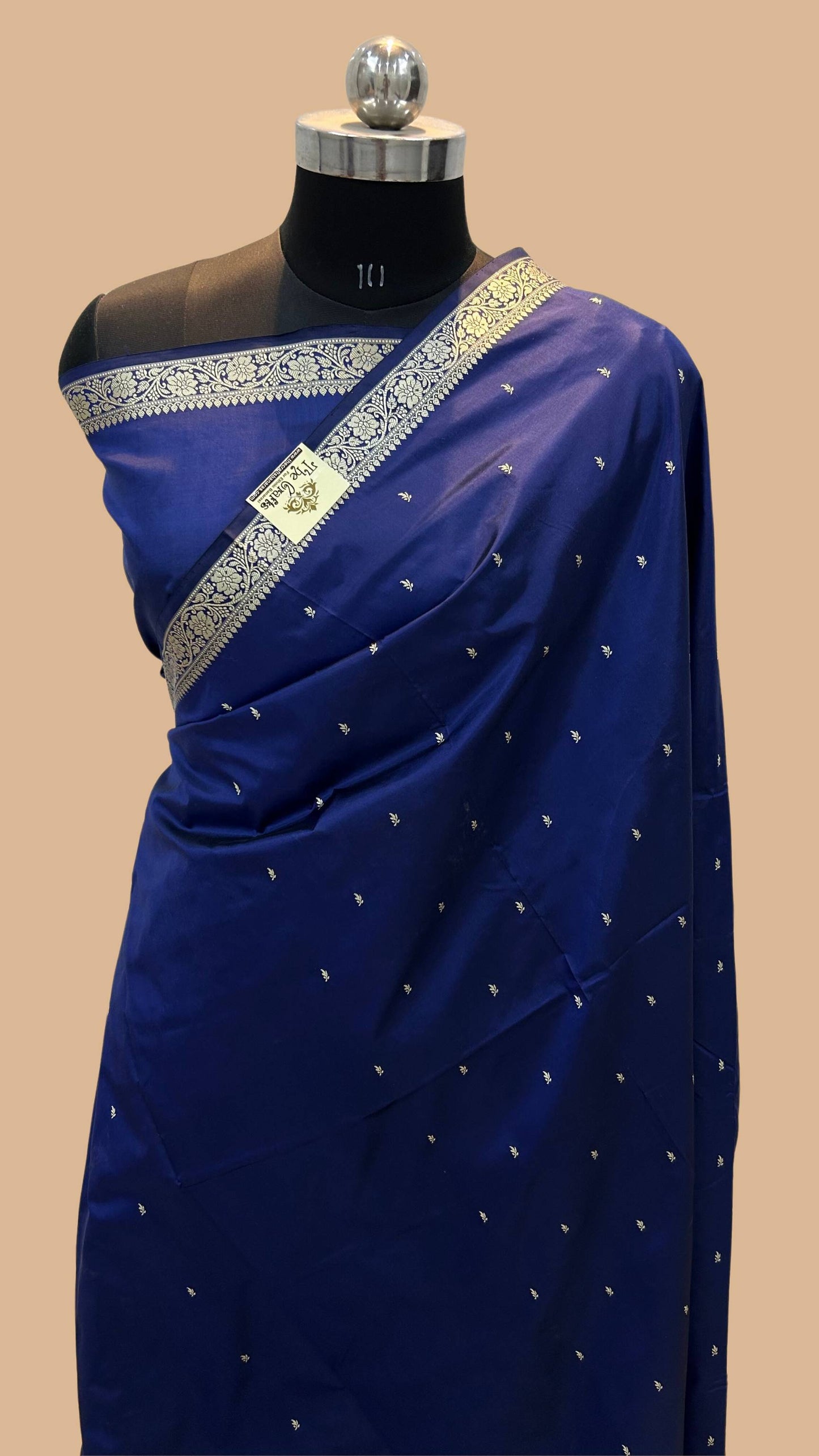 Pure Katan Silk Handloom Banarasi Saree - Chunri Buti