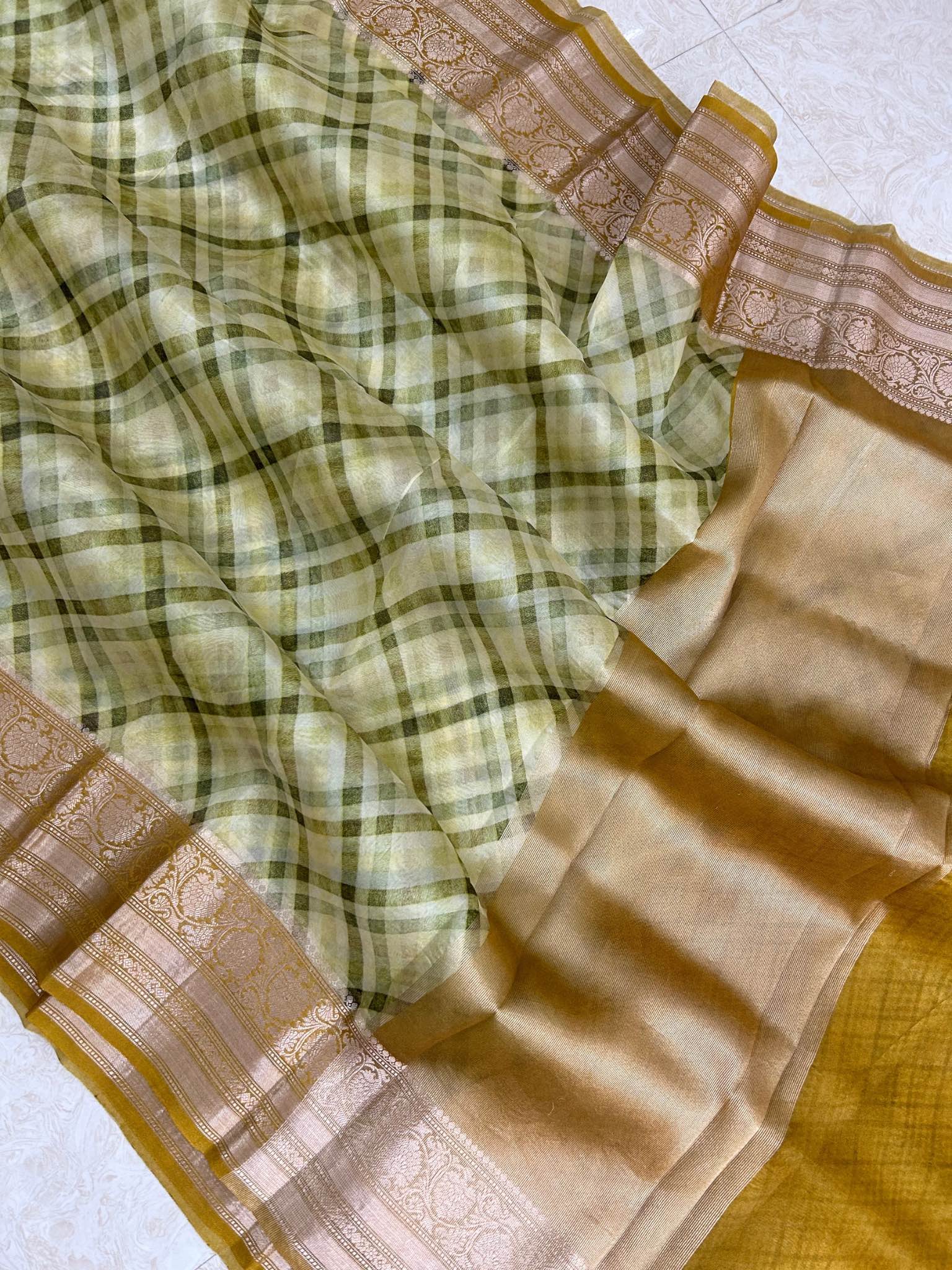 Pure Kora Silk Handloom Banarasi Saree