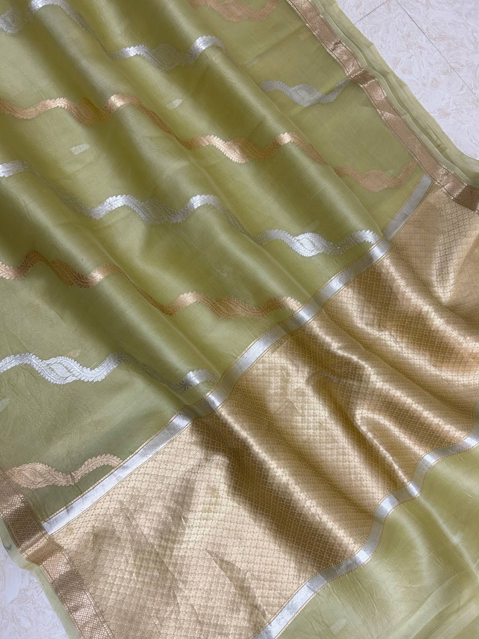 Pure Kora Silk Handloom Banarasi Saree