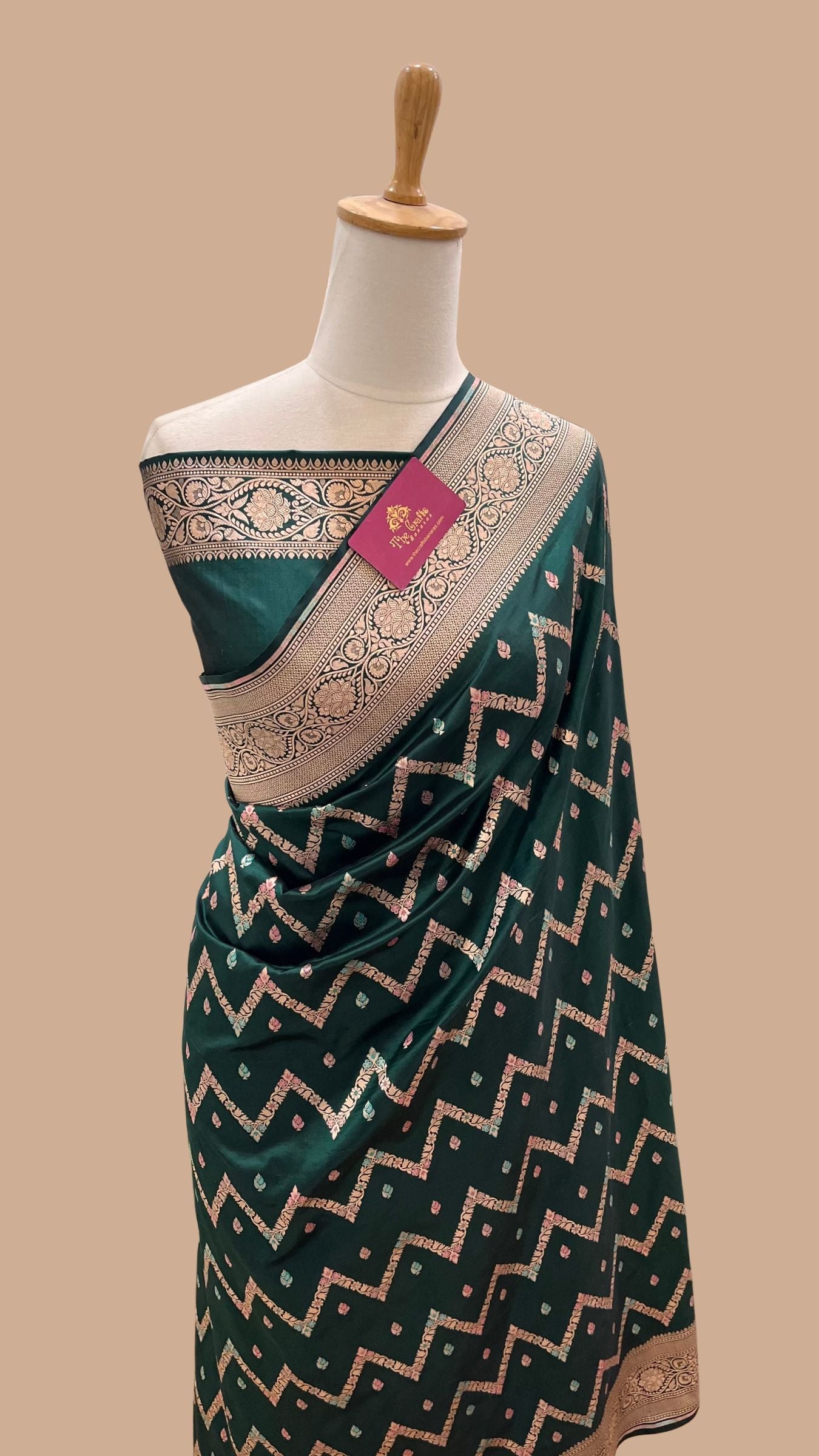 Pure Katan Silk Handloom Banarasi Saree - Jaal With Meenakari