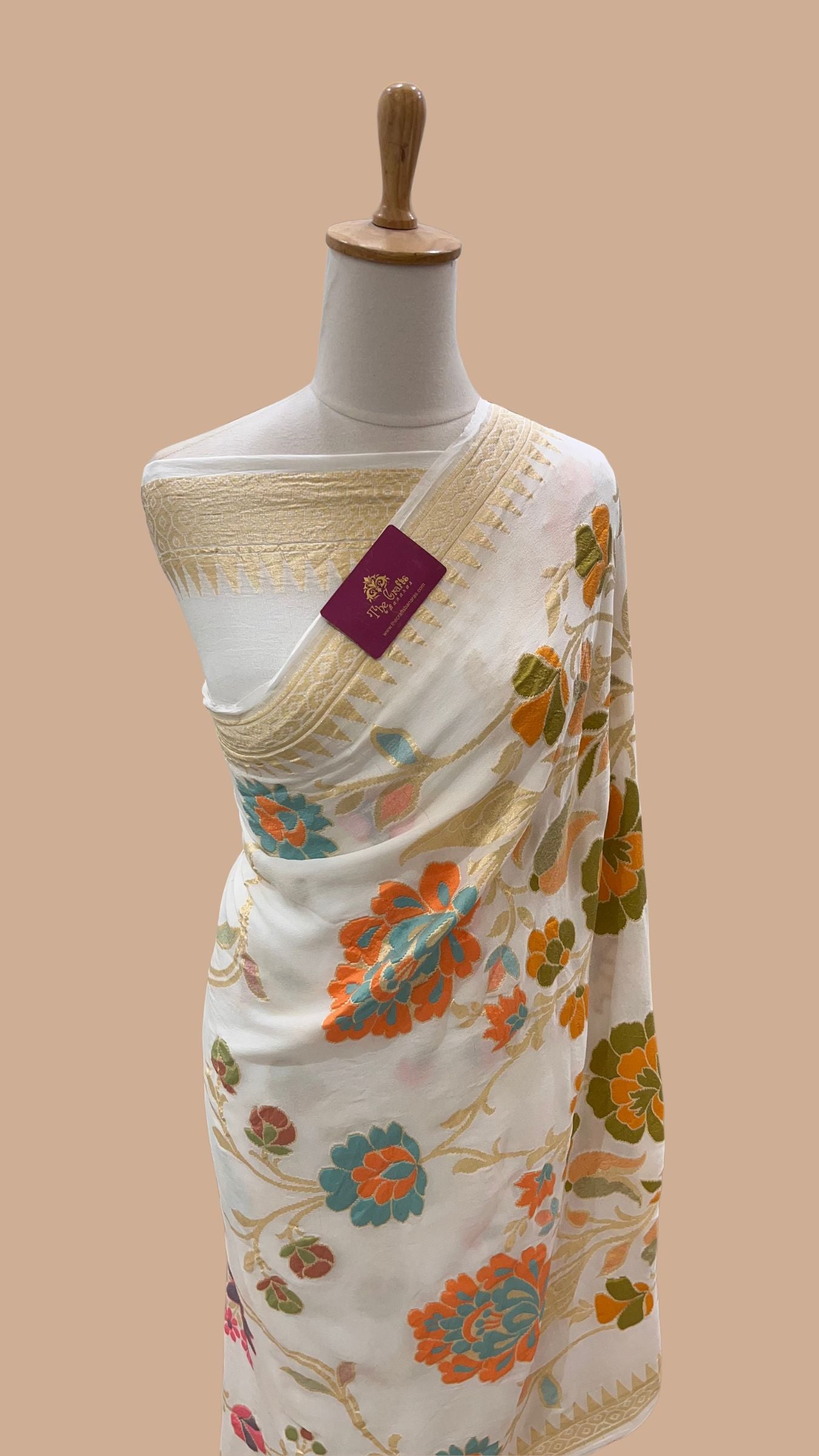 Khaddi Georgette Handloom Banarasi Saree - Jaal with Meenakari