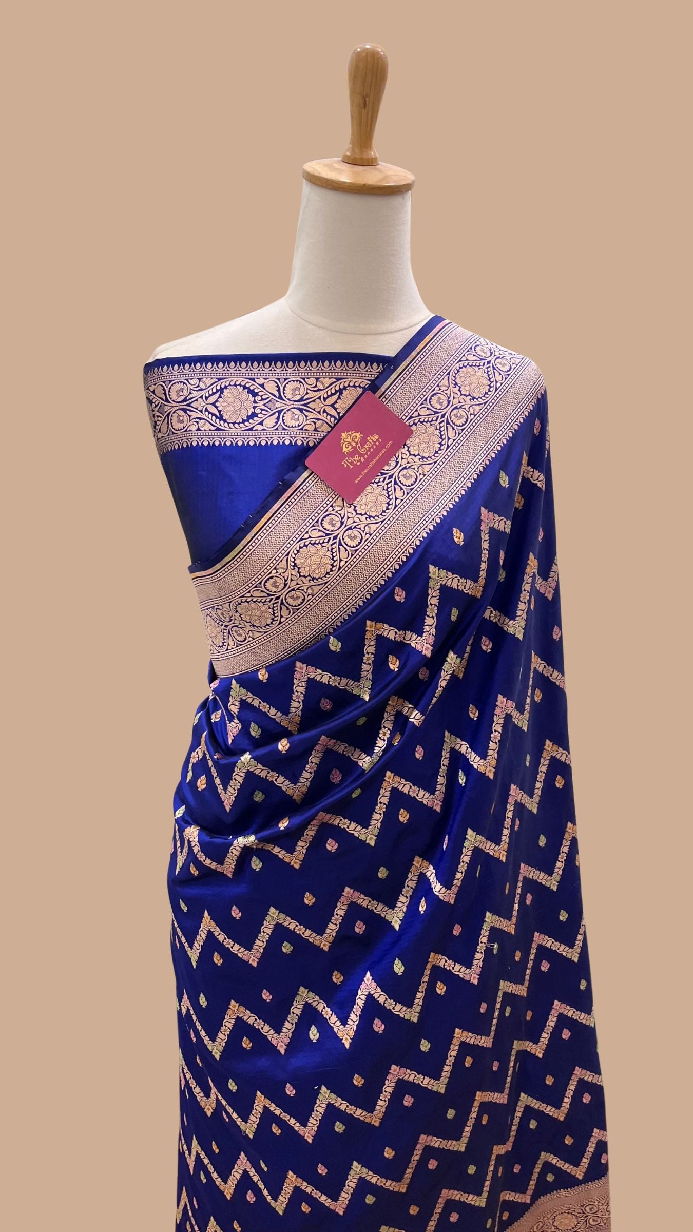 Pure Katan Silk Handloom Banarasi Saree - Jaal With Meenakari