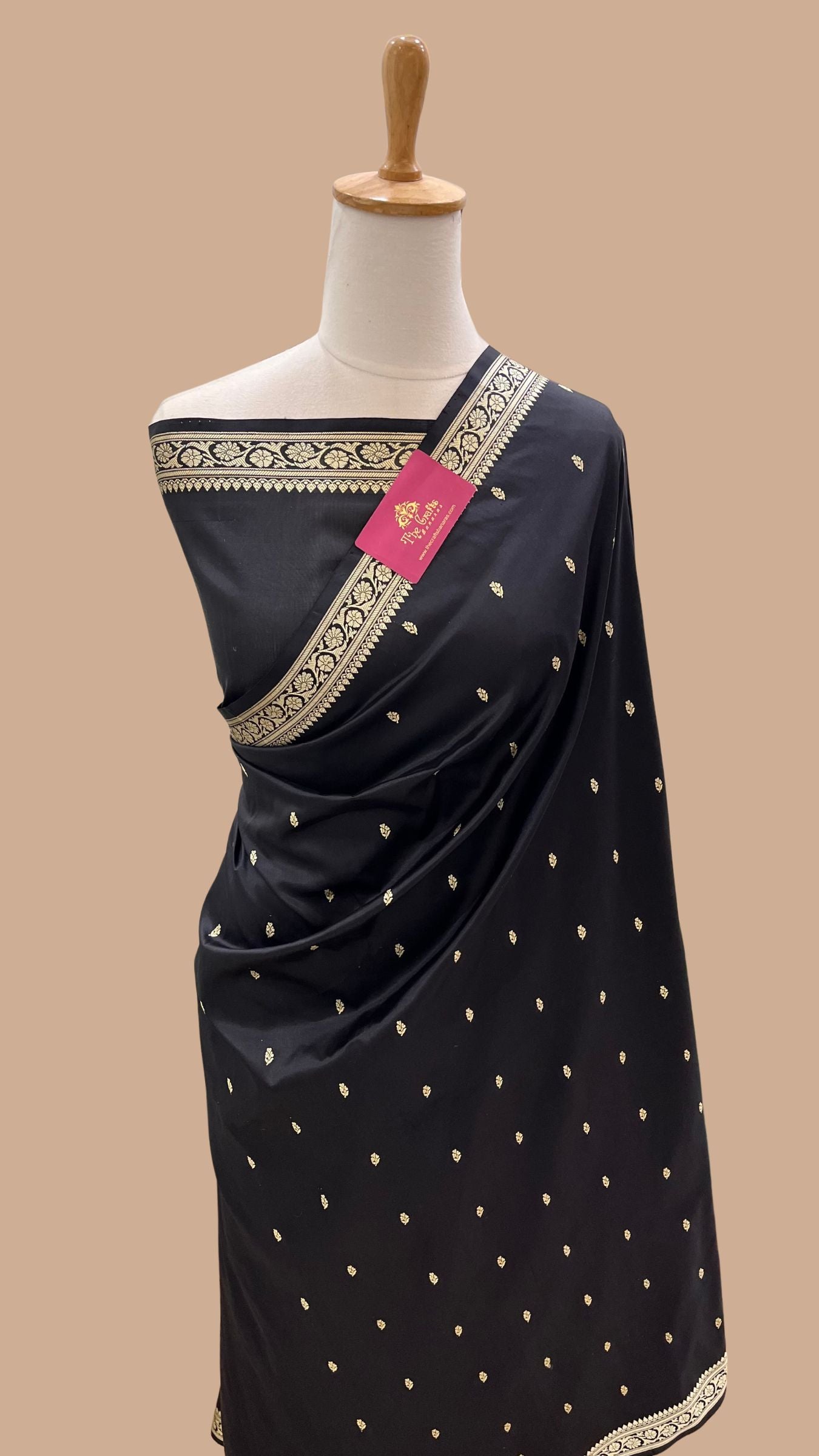 Pure Katan Silk Handloom Banarasi Saree - Resham Chunri Buti