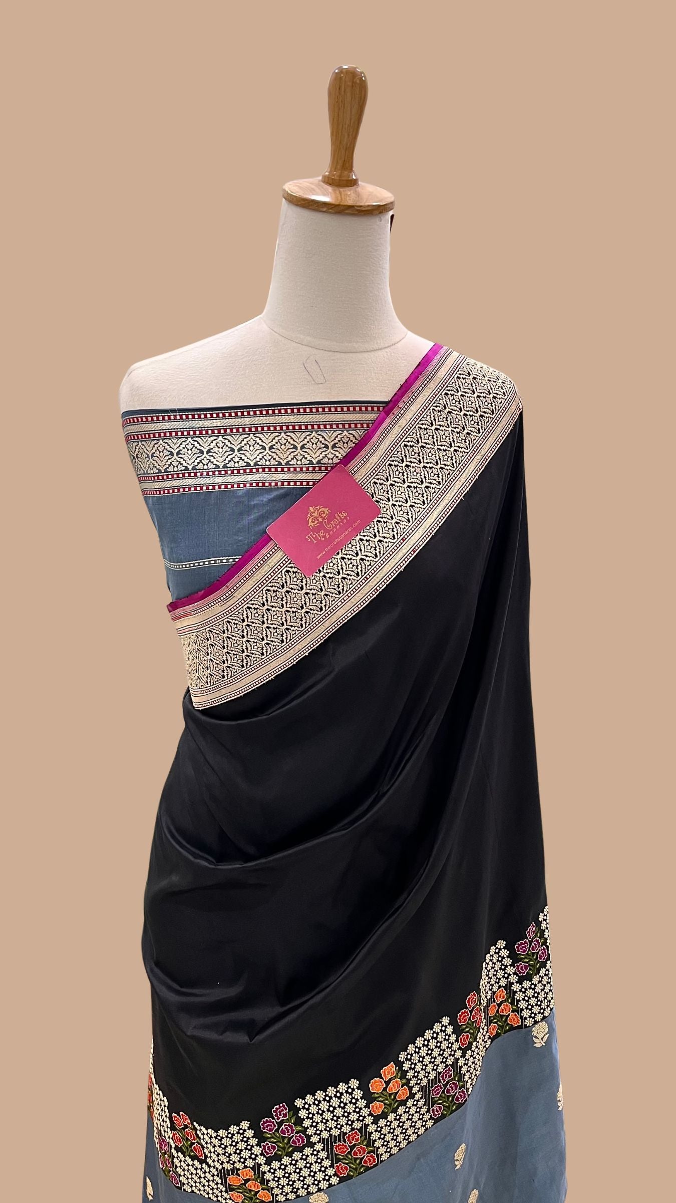 Pure Katan Silk Handloom Banarasi Saree - with Kadhua Meenakari Work