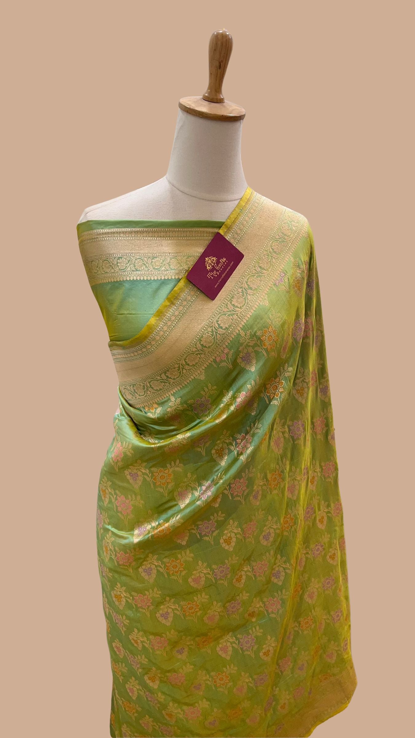 Pure Katan Silk Handloom Banarasi Saree - Jaal With Meenakari